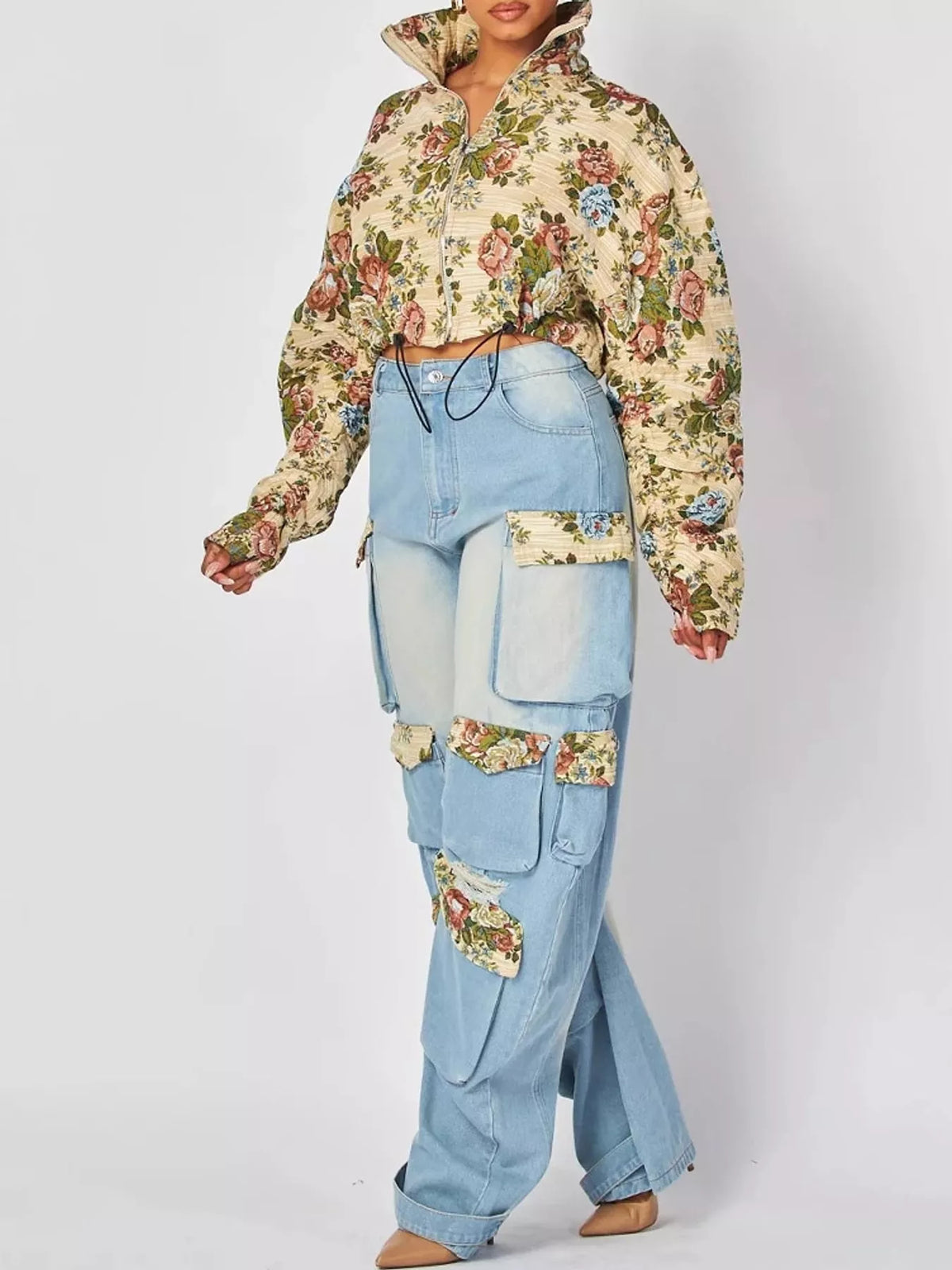 Floral jacket and cargo jeans set, set angled front
