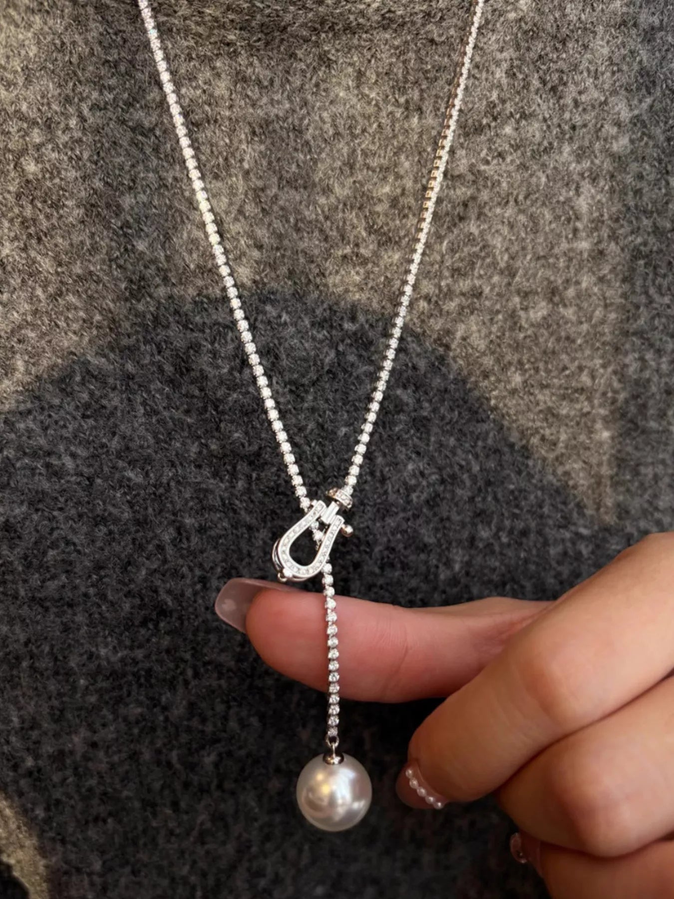 Trendsi Alloy Pearl Drop Y-Necklace -