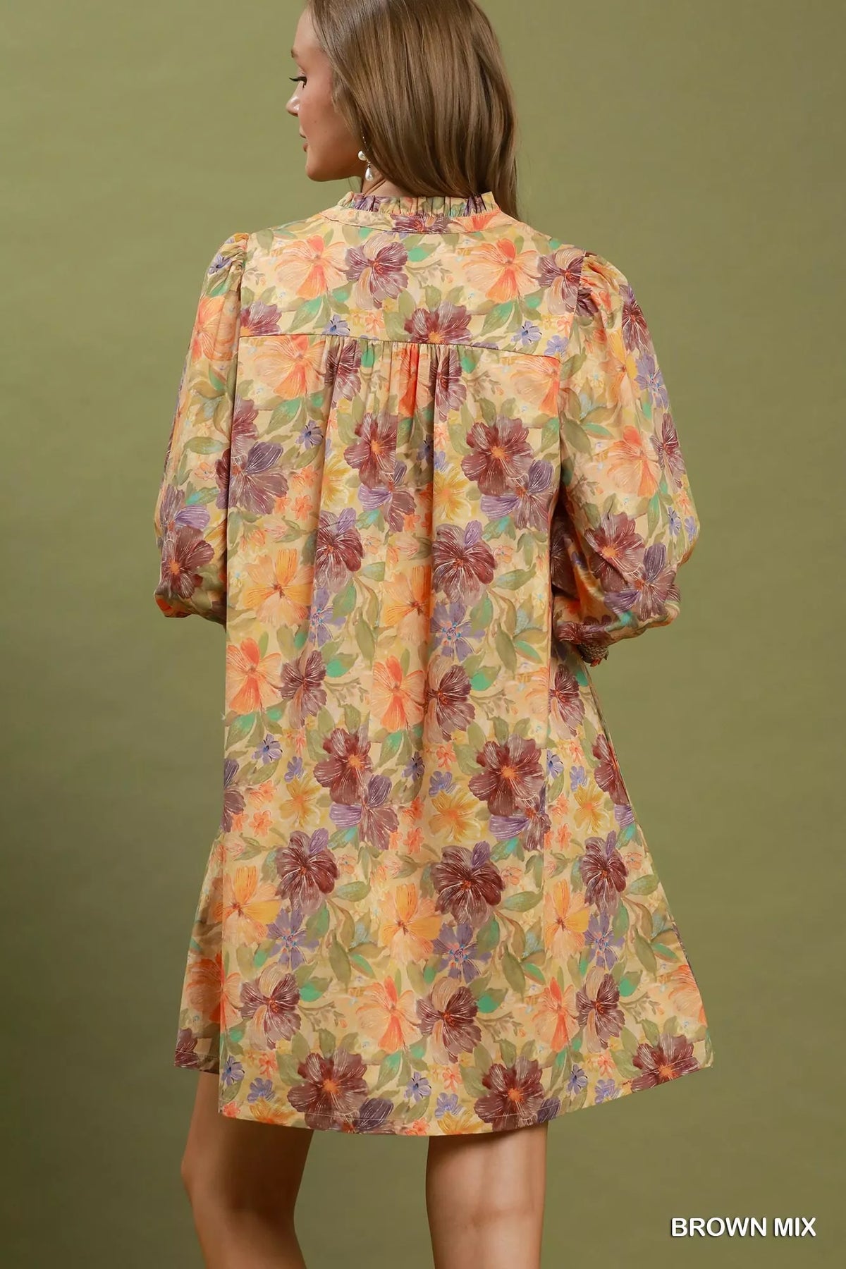 Women's apparel – product view 3