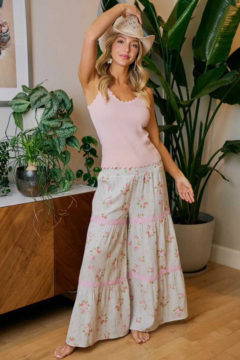 Women's pants – product view 9
