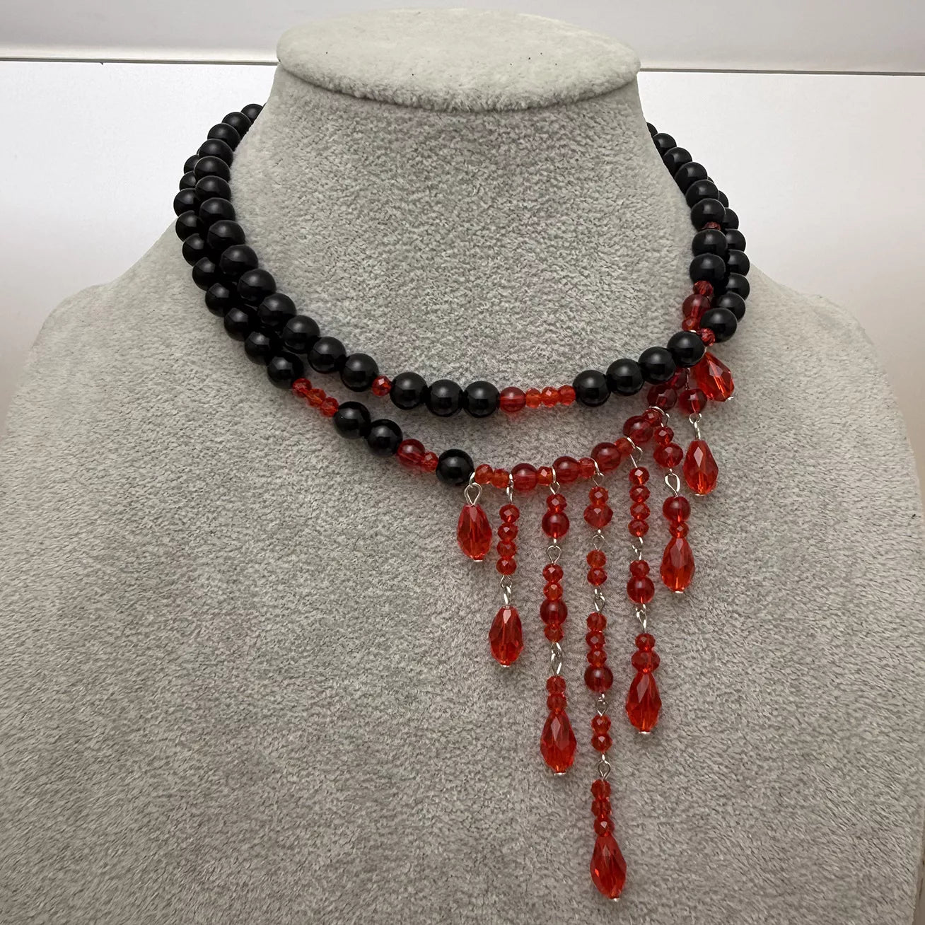 Trendsi Halloween Teardrop Beaded Double Layered Necklace -