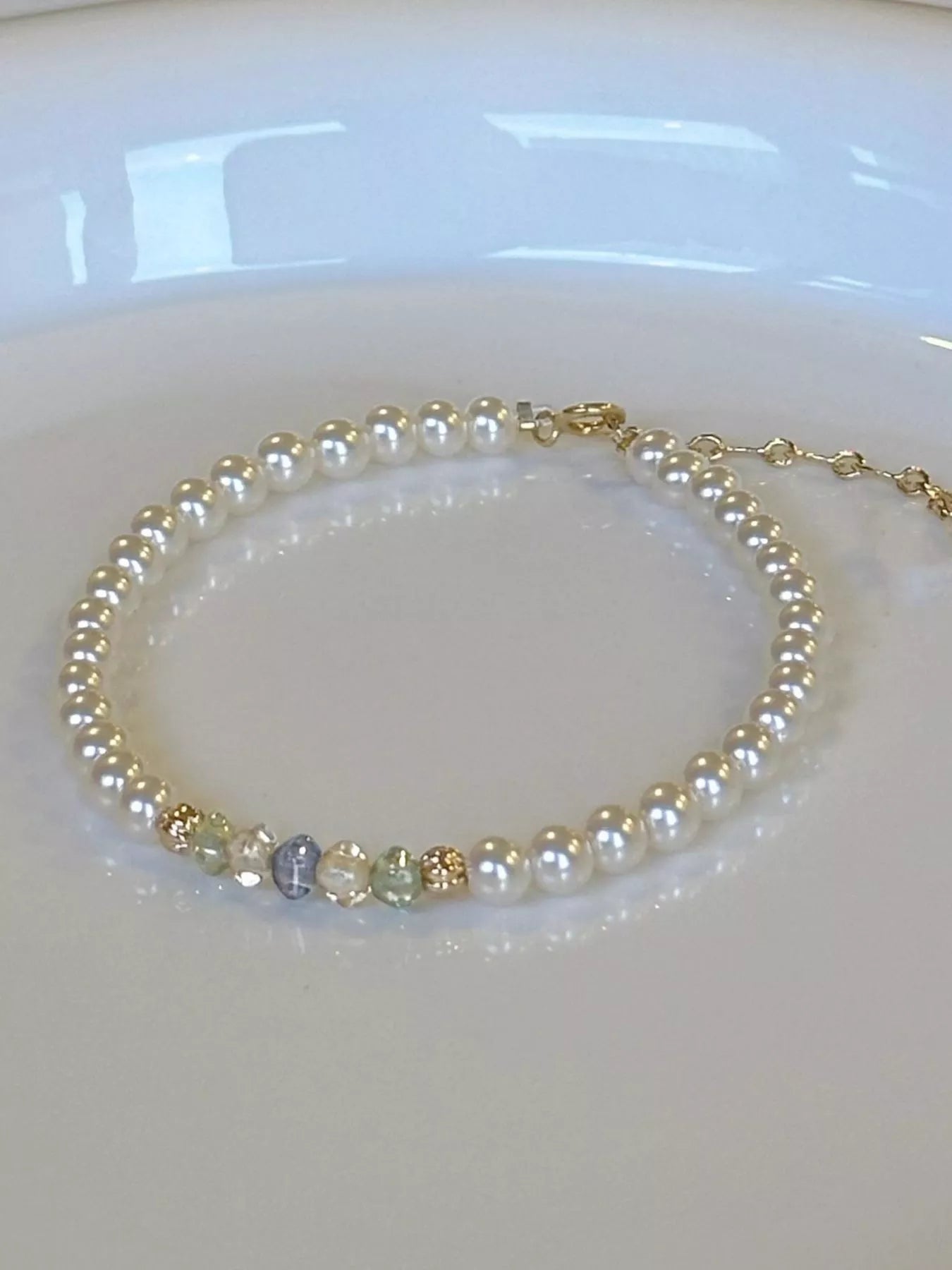 Trendsi 18K Gold-Plated Pearl Bracelet -
