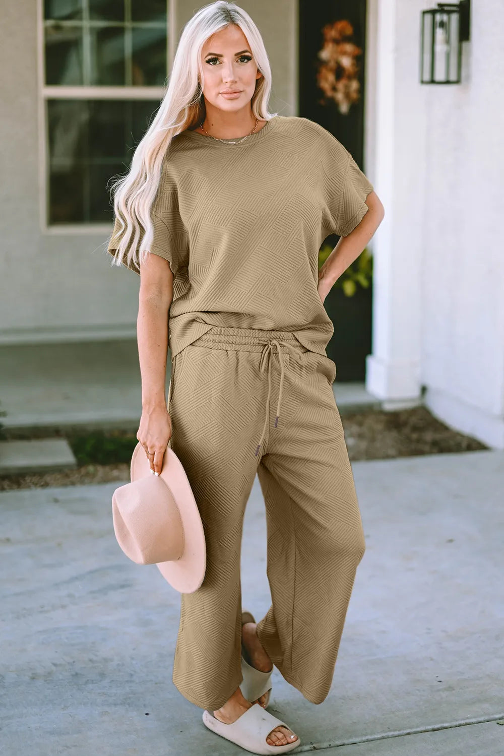Women's clothing set – product view 2