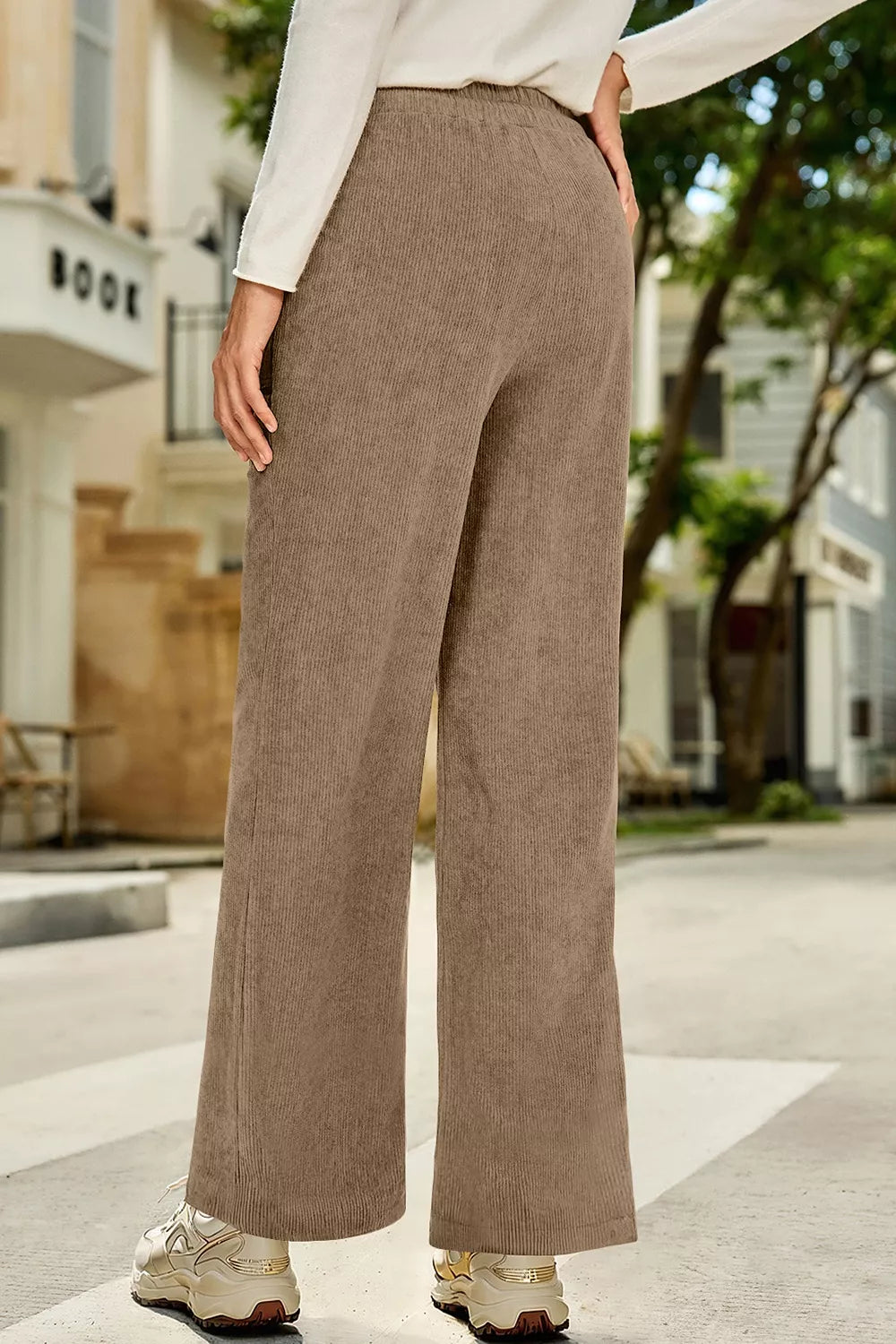 Women's pants – product view 3