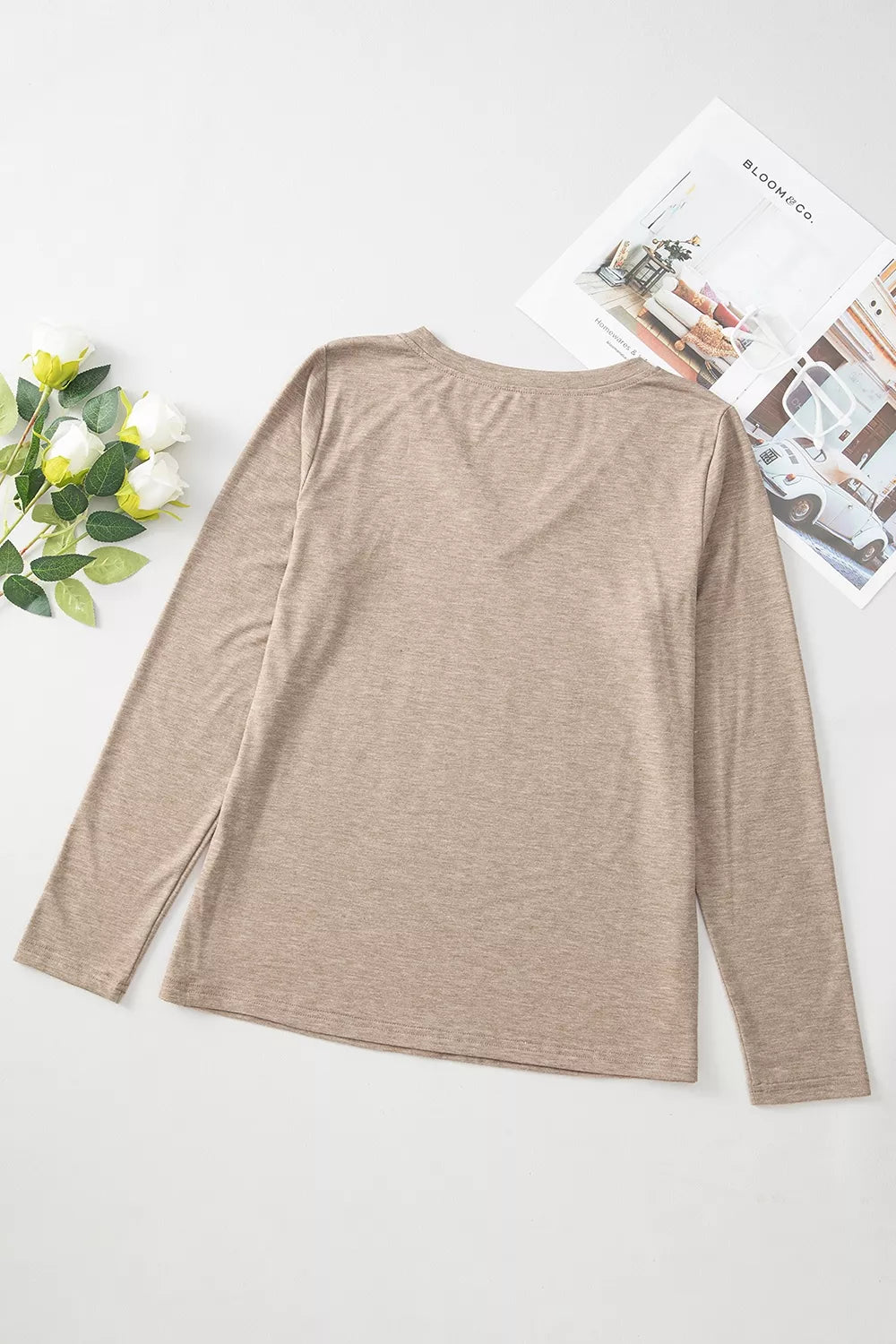 Trendsi Solid Color V Neck Long Sleeve Stretchy Top -