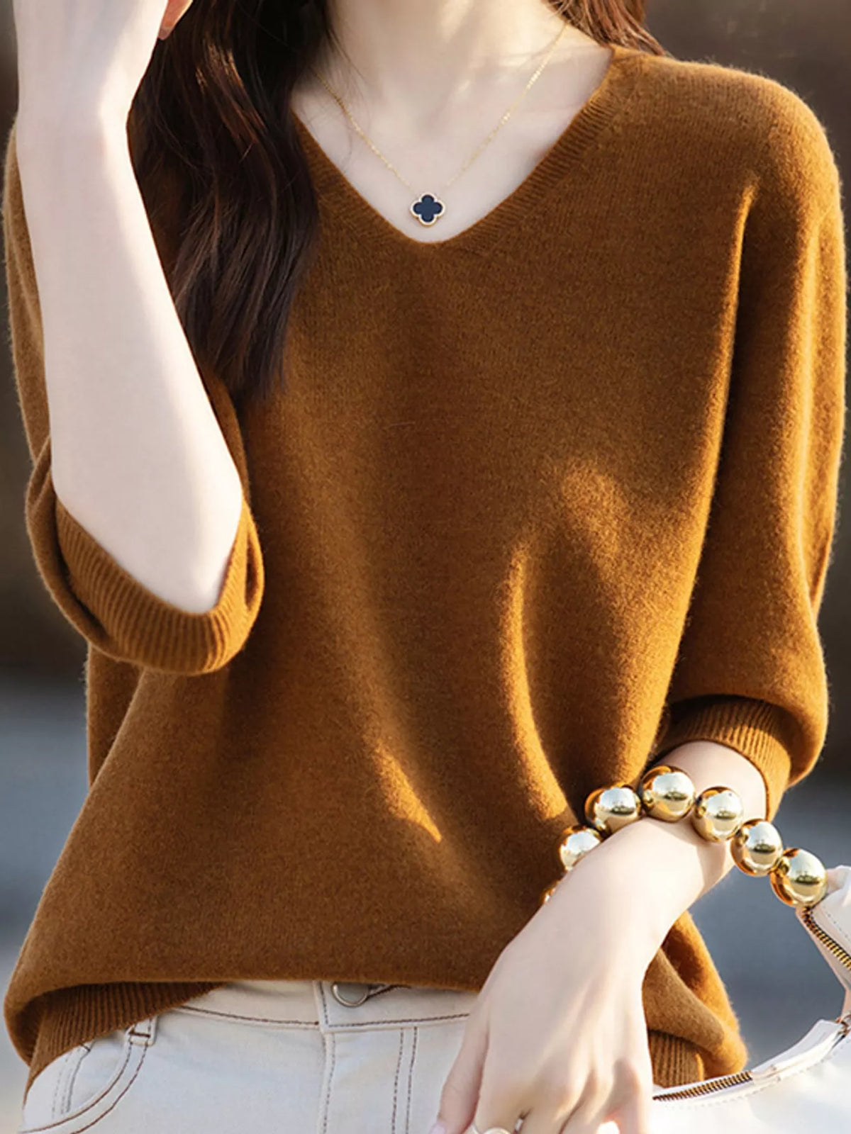 Short-sleeve sweater