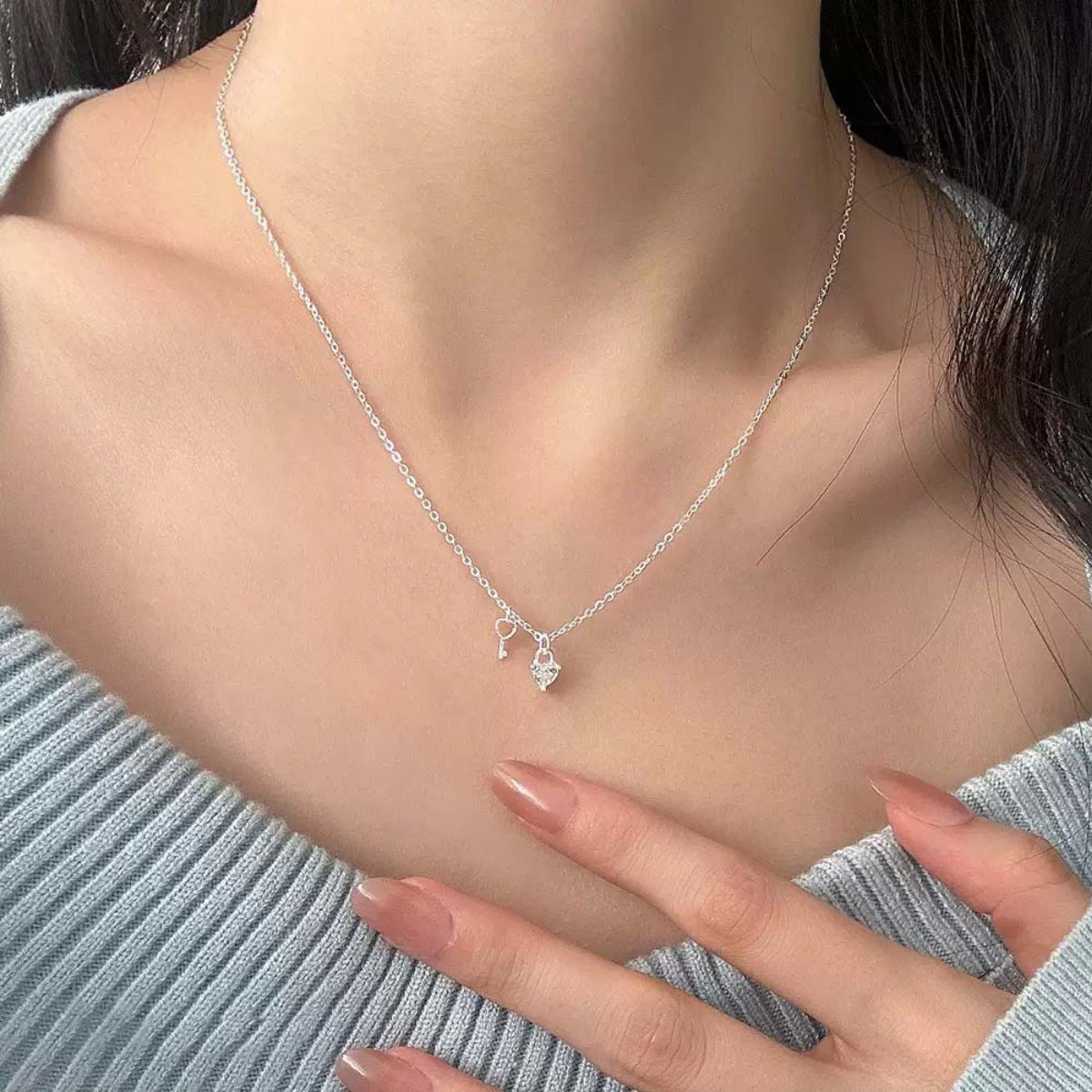 Trendsi 925 Sterling Silver Heart Necklace -