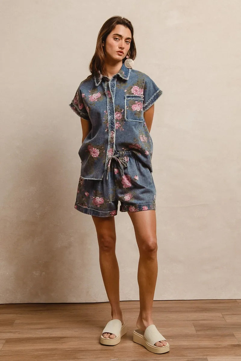 Women's shorts – product view 9