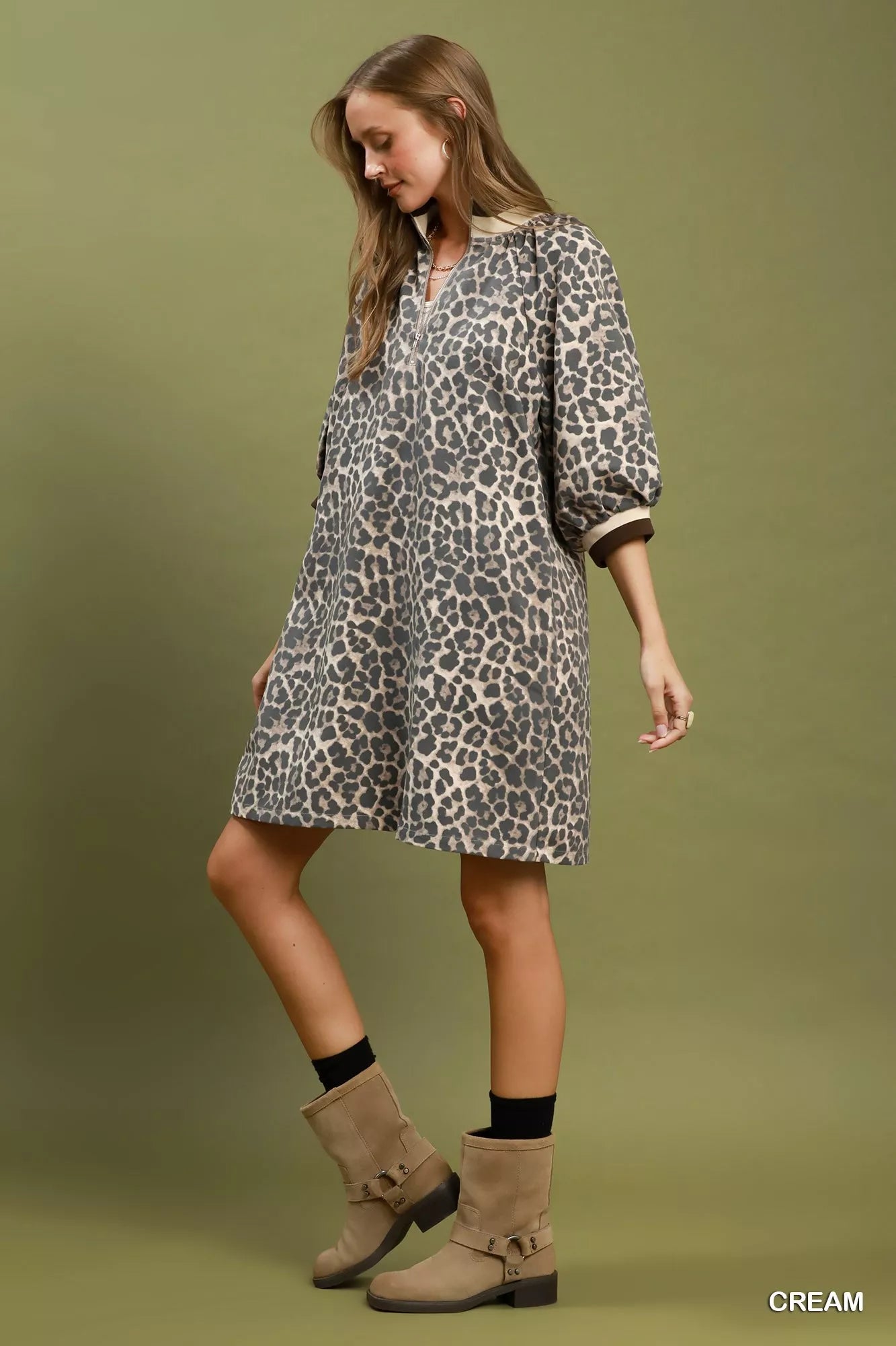 Women's apparel – product view 2