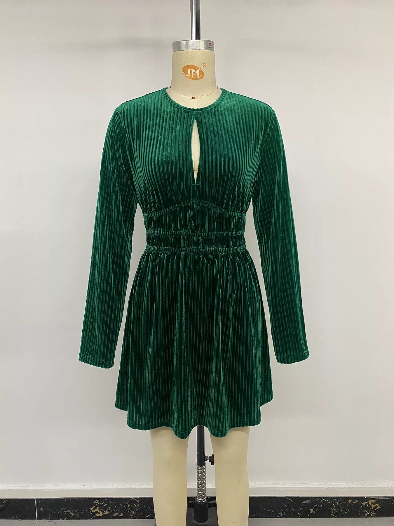 Trendsi Ribbed Keyhole Long Sleeve Mini Dress -