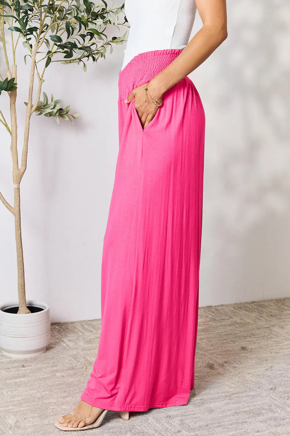 Women's pants – product view 17