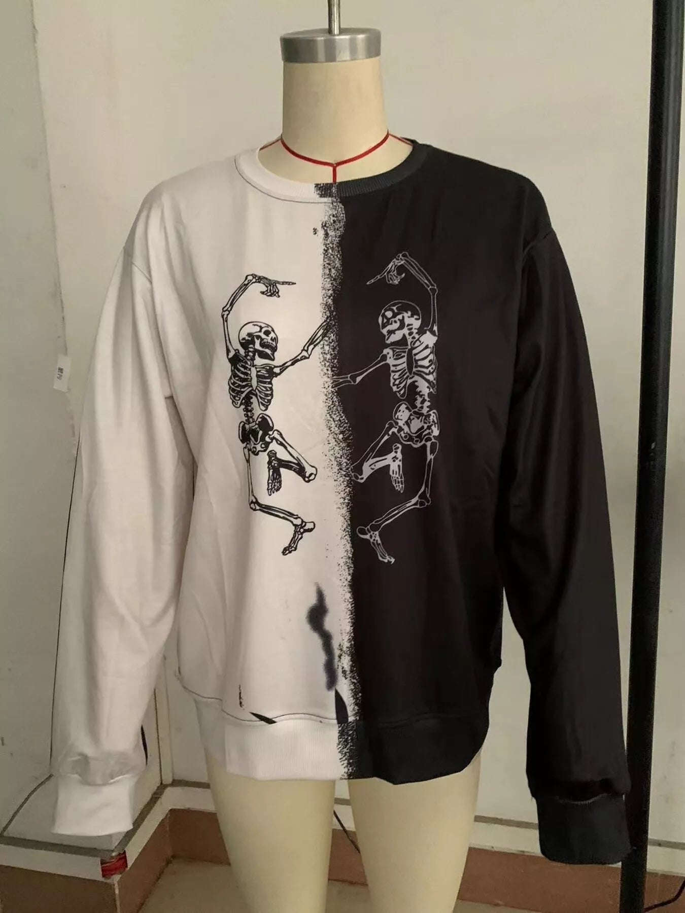 Trendsi Halloween Skeleton Print Color Block Sweatshirt -