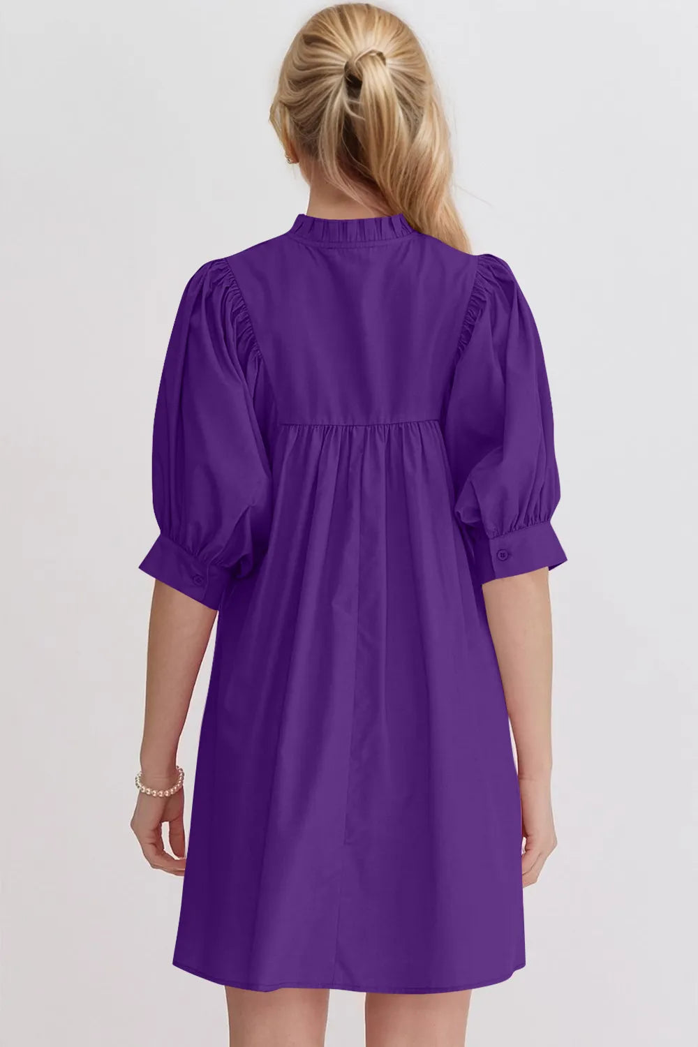 Women's apparel – product view 4