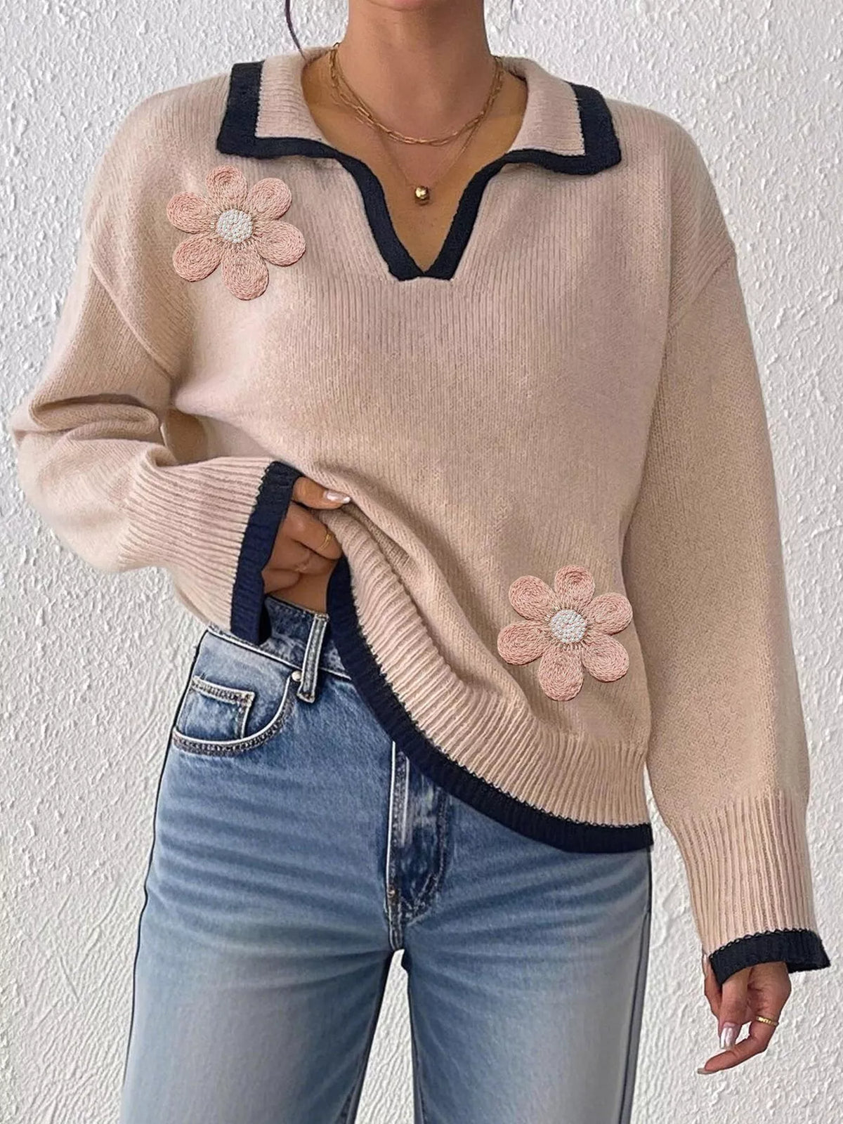 Flower contrast-trim dropped-shoulder sweater