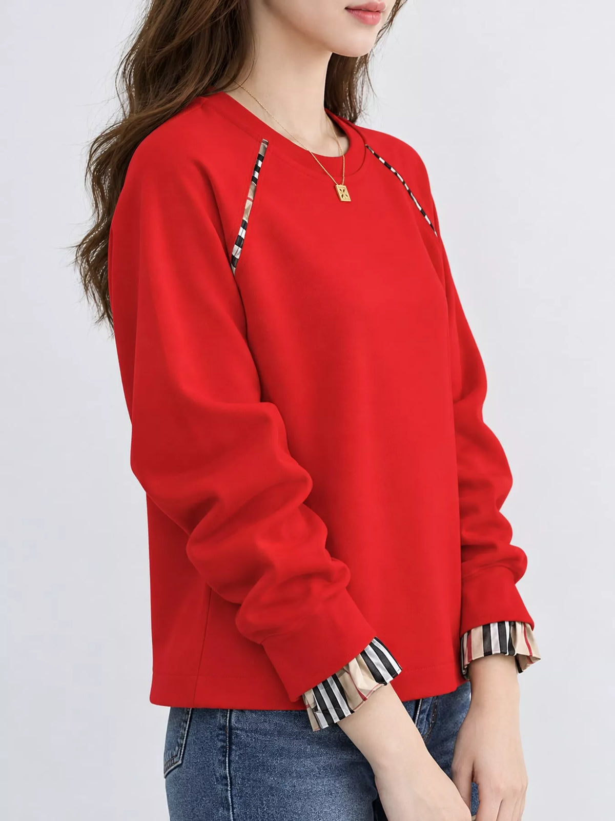 Plaid-trim sweatshirt, red side