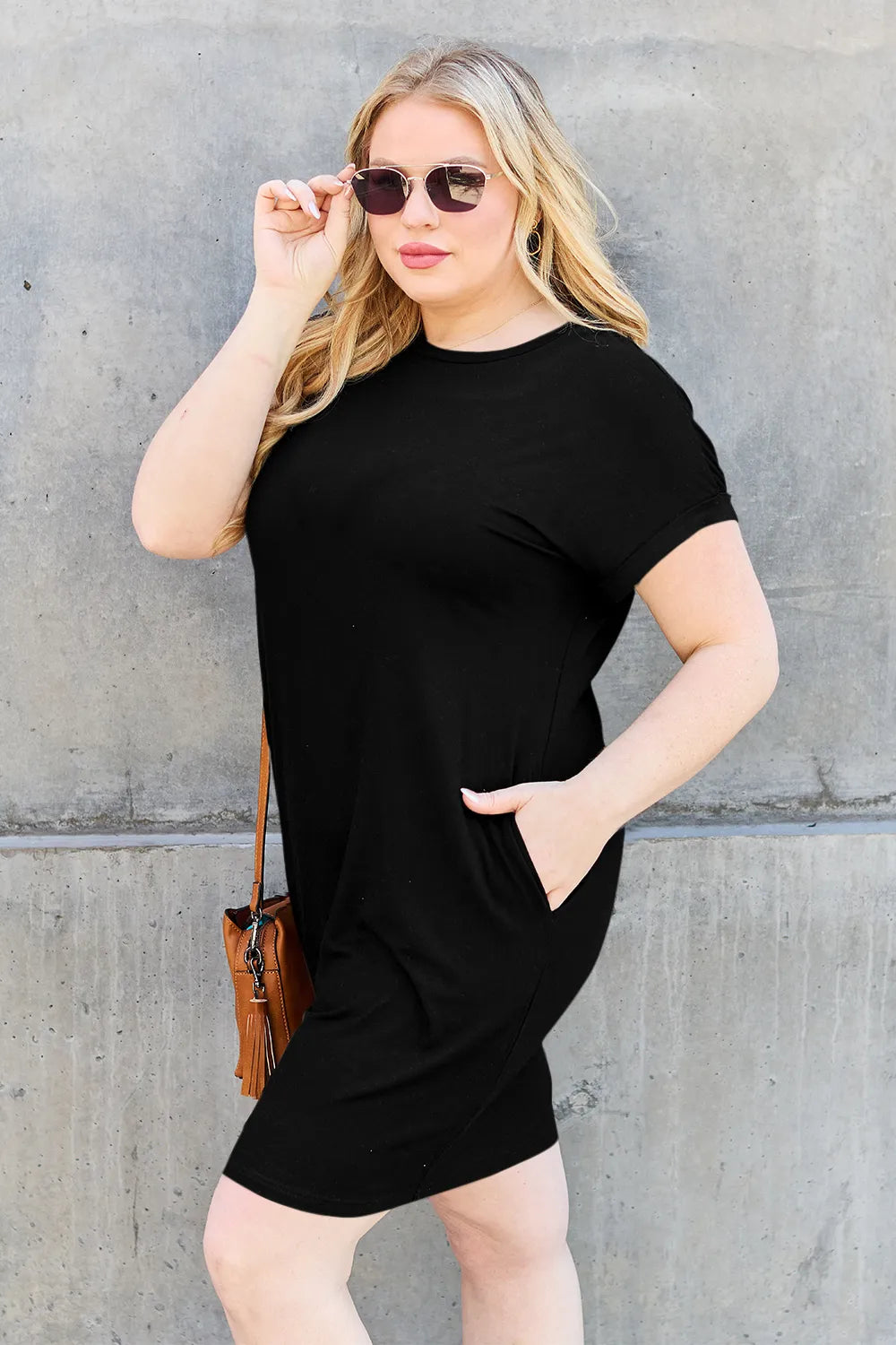 Women's apparel – product view 5