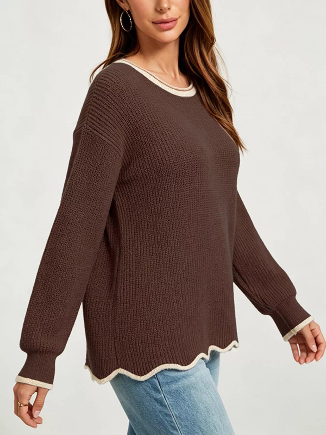 Trendsi Contrast Trim Scalloped Hem Ribbed Knit Sweater -
