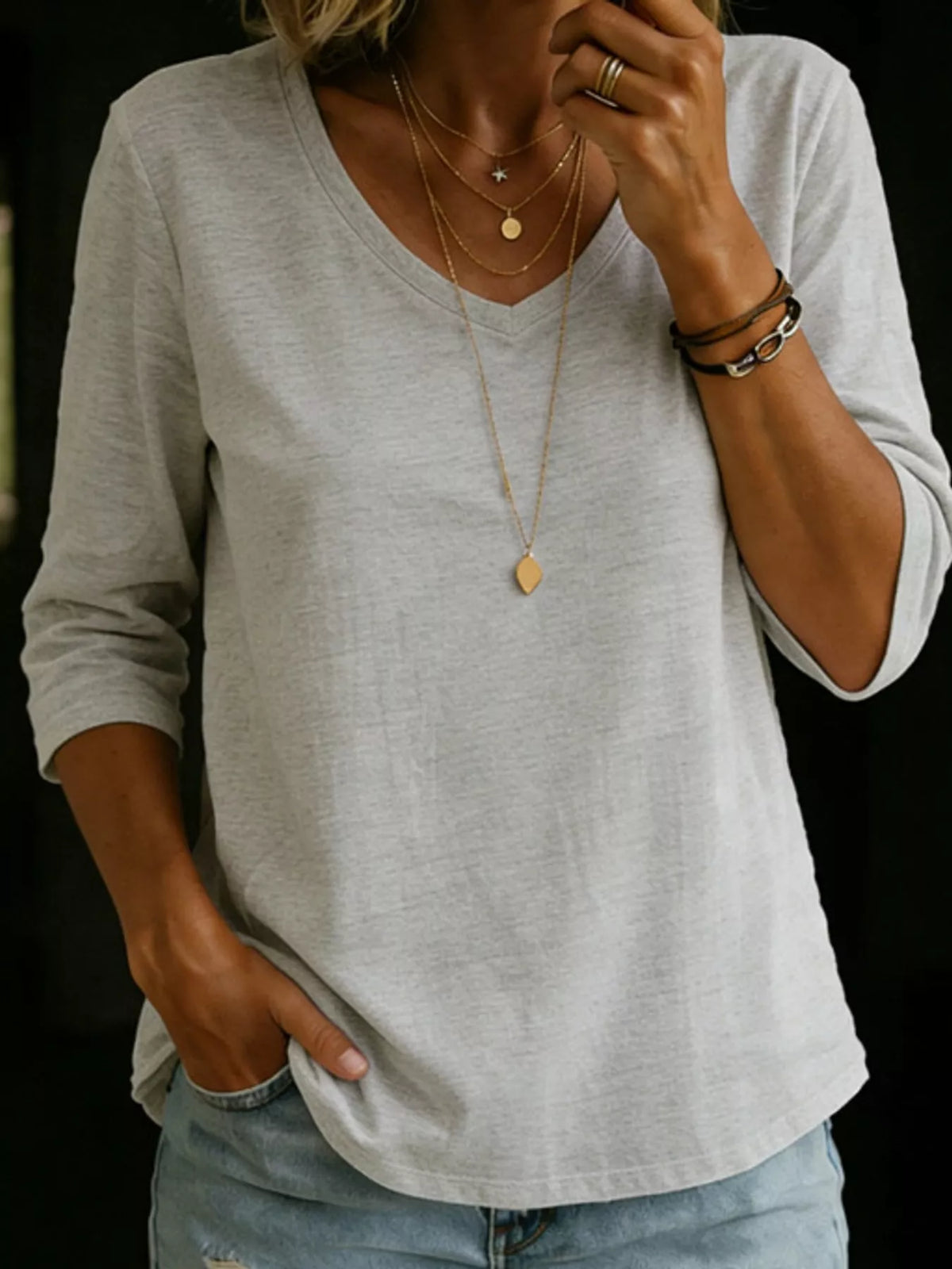 Gray v-neck half sleeve t-shirt