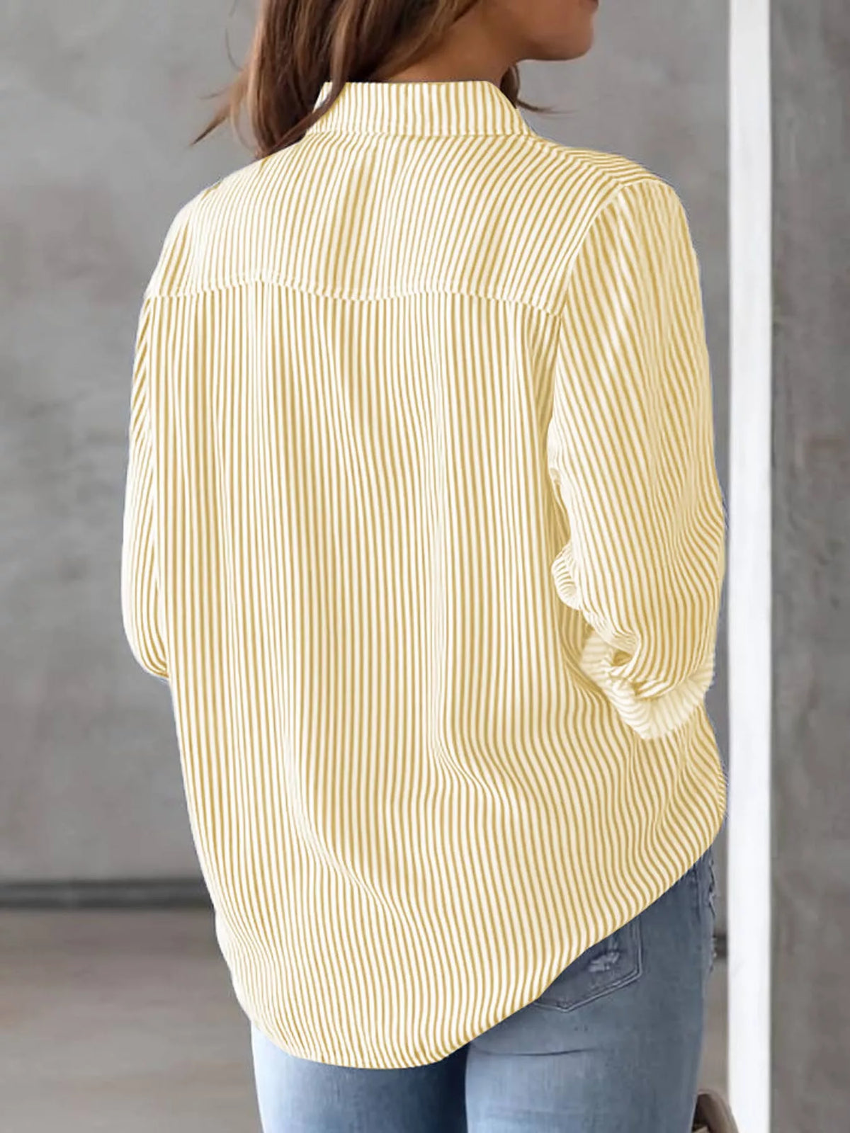 Striped long shirt, yellow back