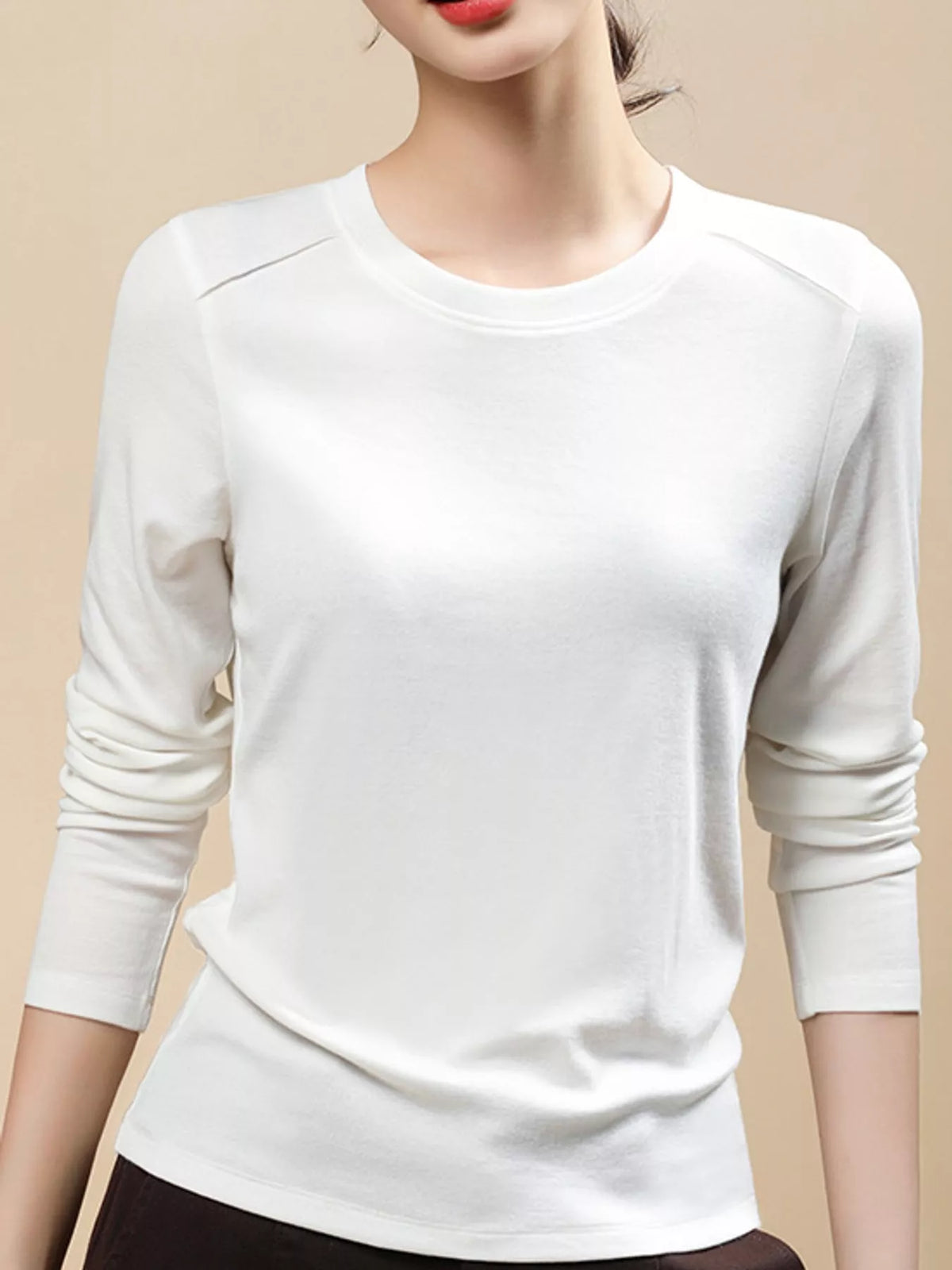Cream solid long-sleeve crew neck t-shirt