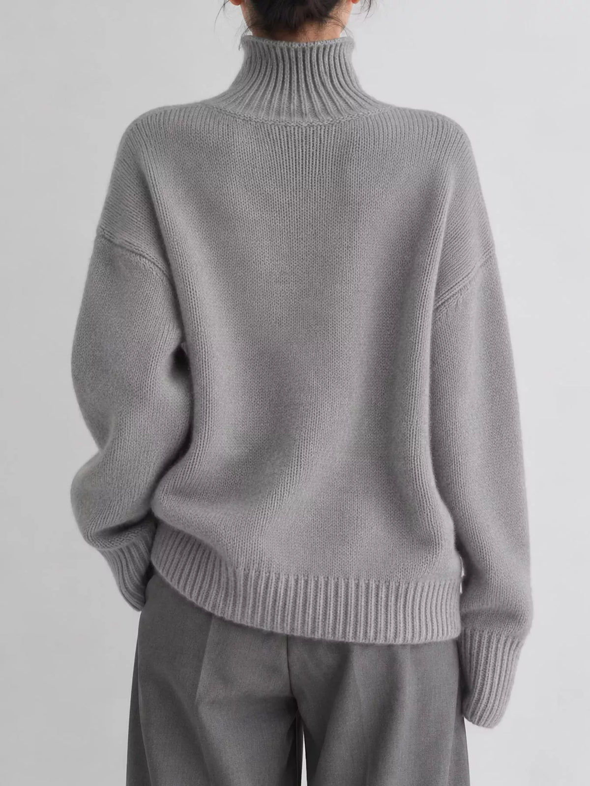 Turtleneck sweater, gray back