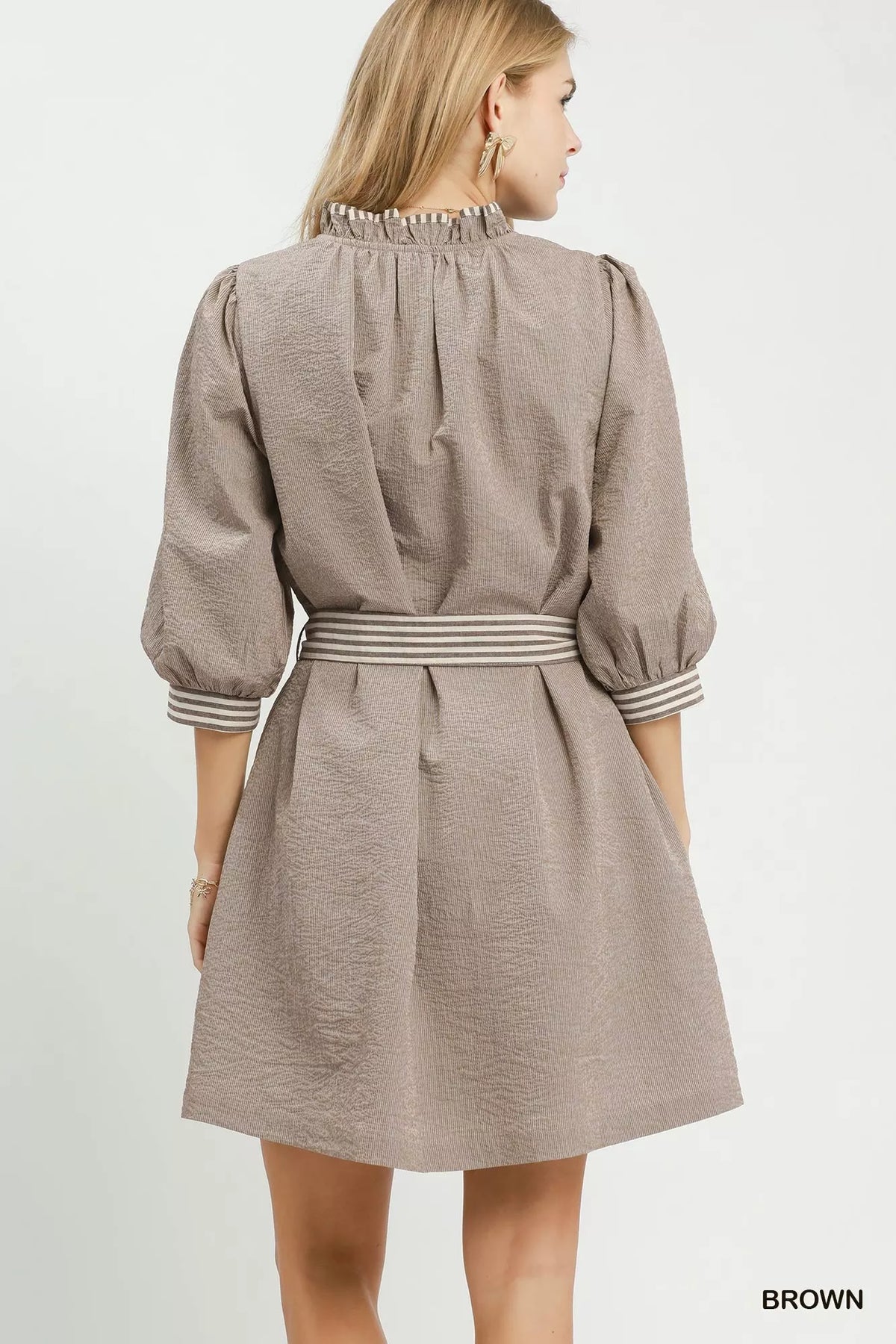 Women's apparel – product view 3