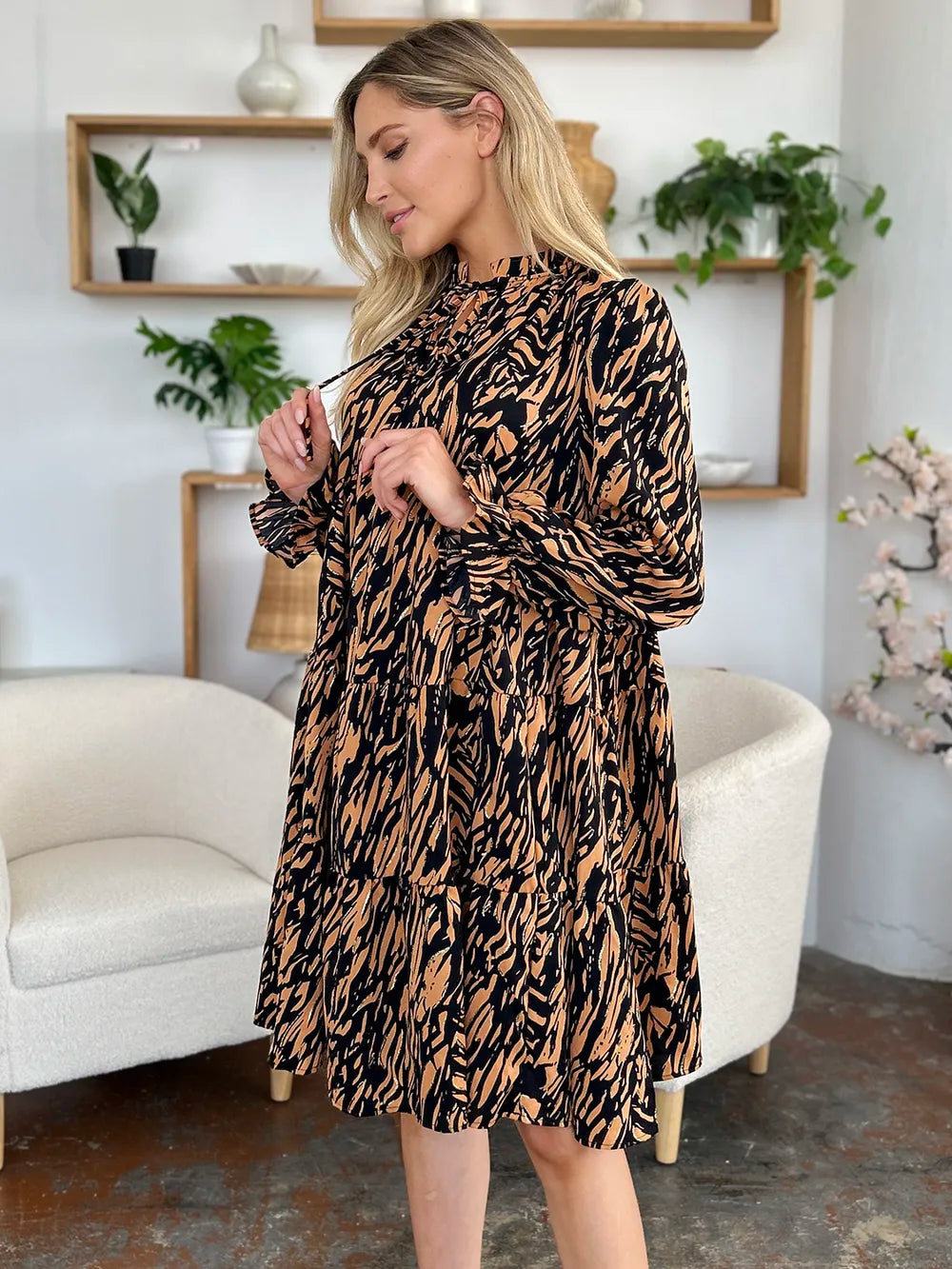 Women's apparel – product view 15