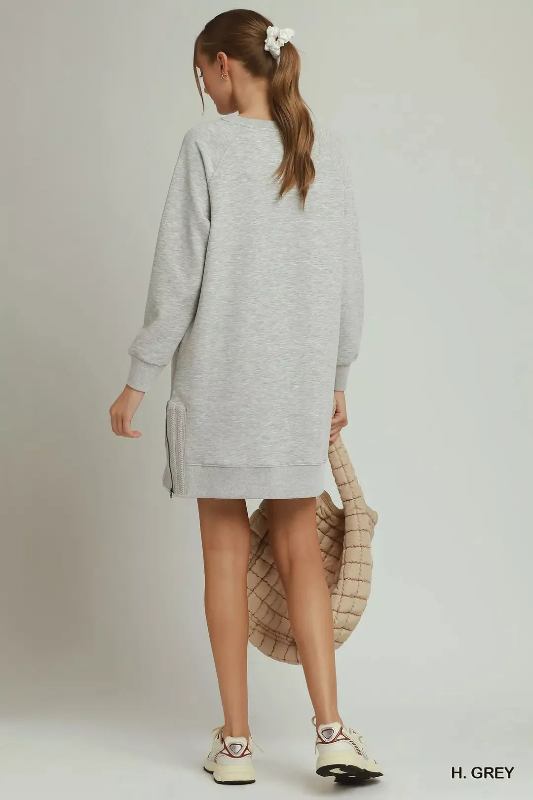 Women's apparel – product view 3