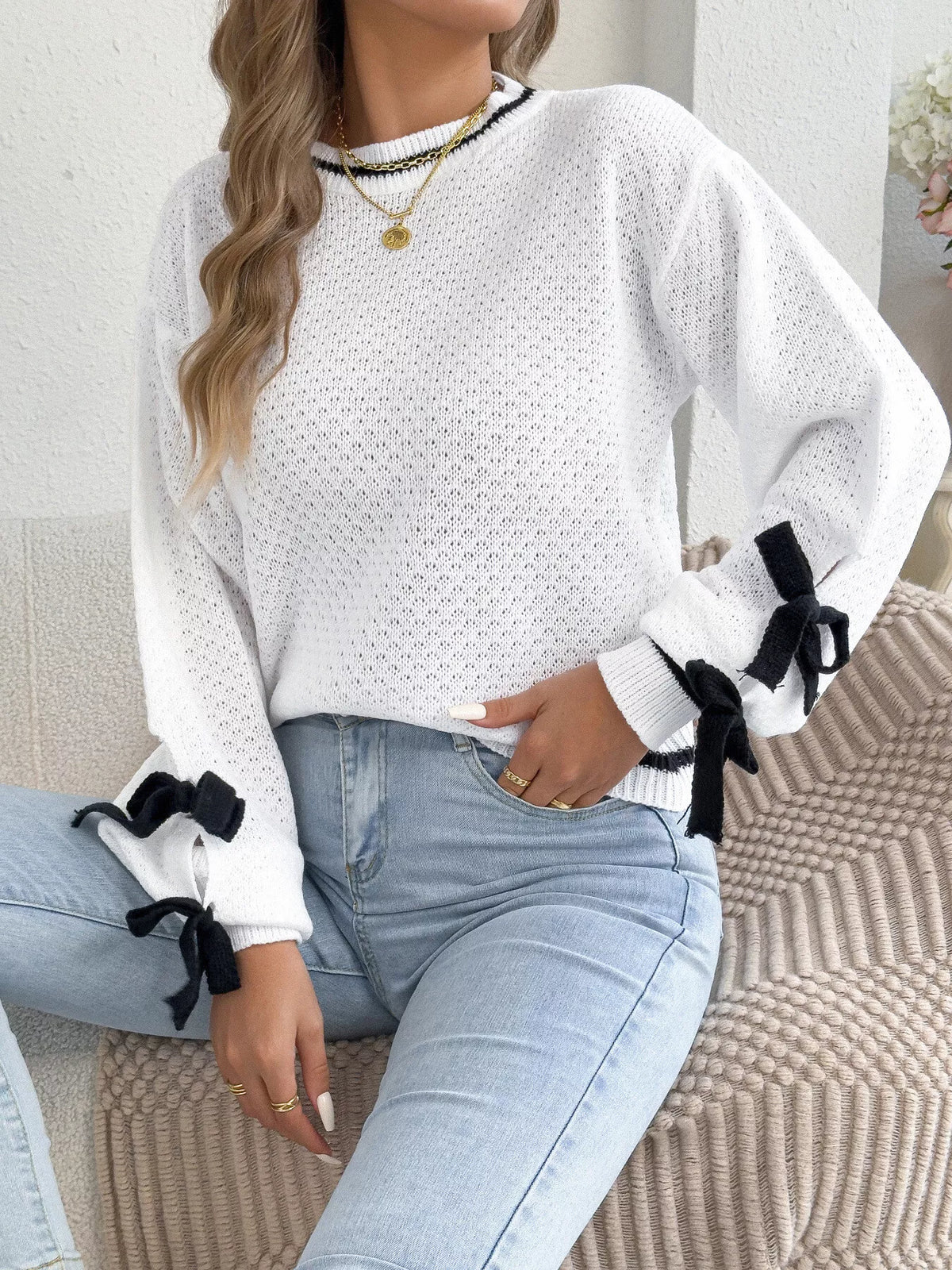 White contrast bow-tie sleeve crew neck sweater