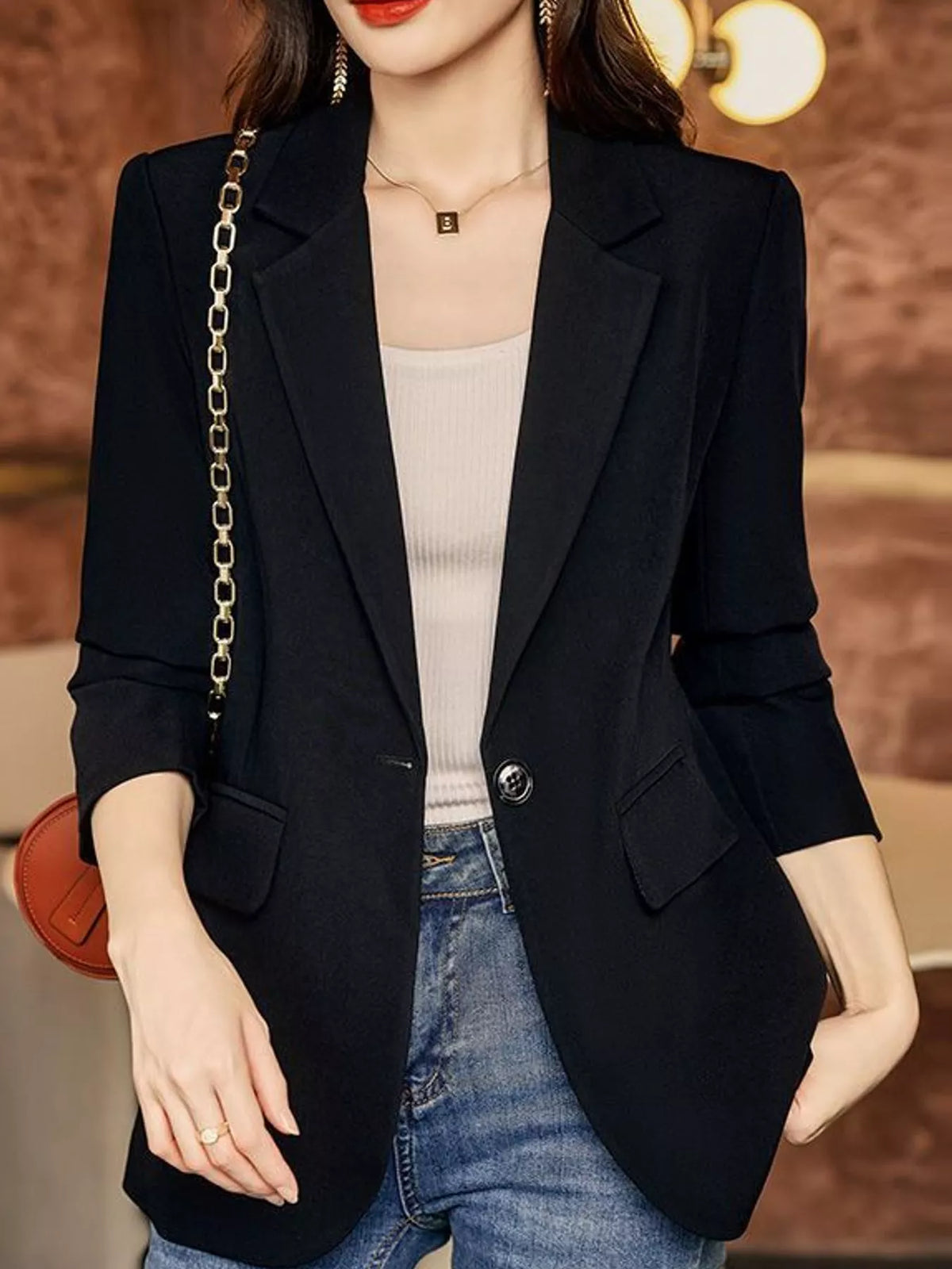 Collared long sleeve blazer, front view on model