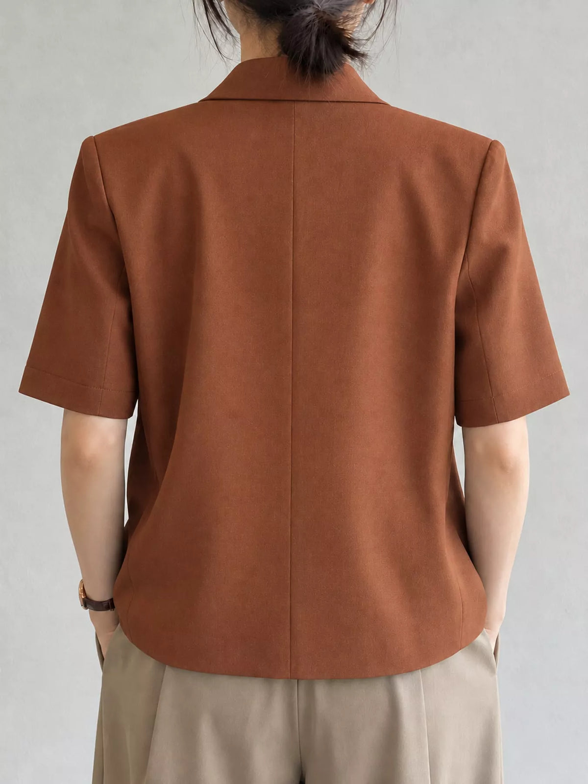 Collared short sleeve blazer, back view