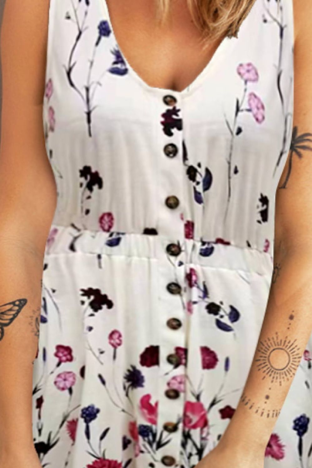 Women's apparel – product view 7