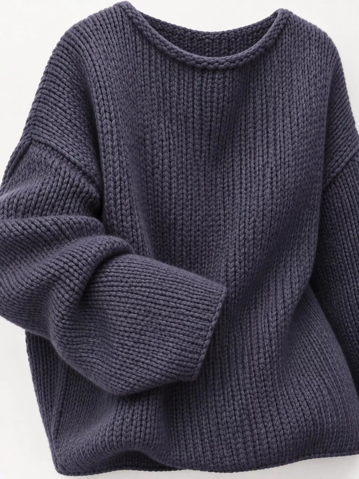 Long-sleeve sweater, garment detail