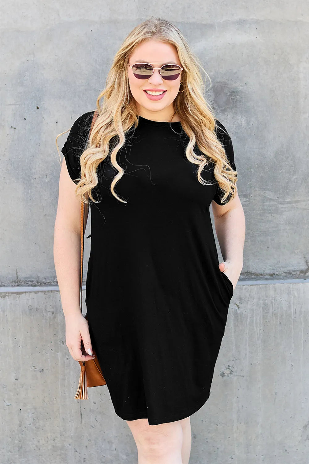 Women's apparel – product view 4