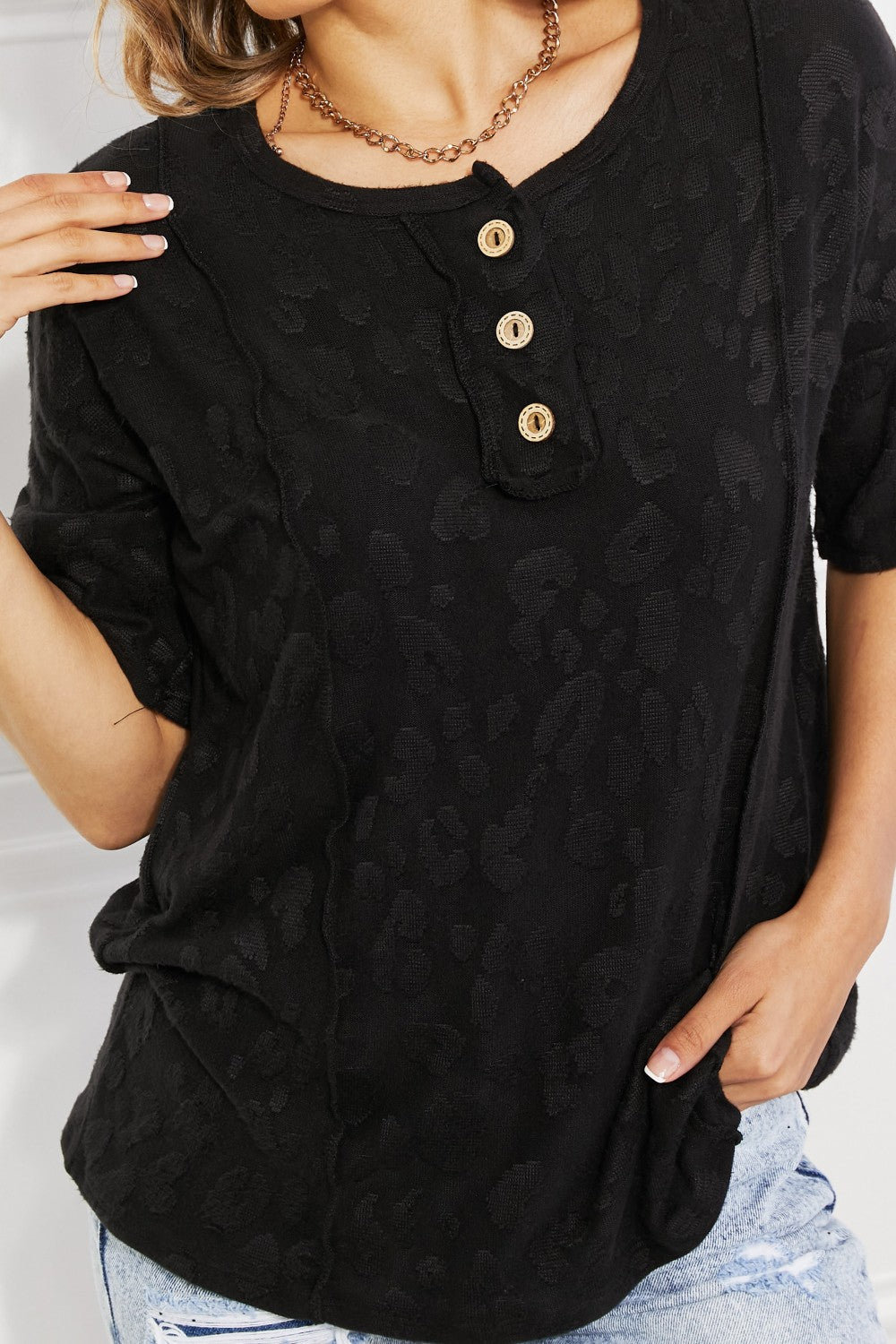 Women's apparel – product view 6
