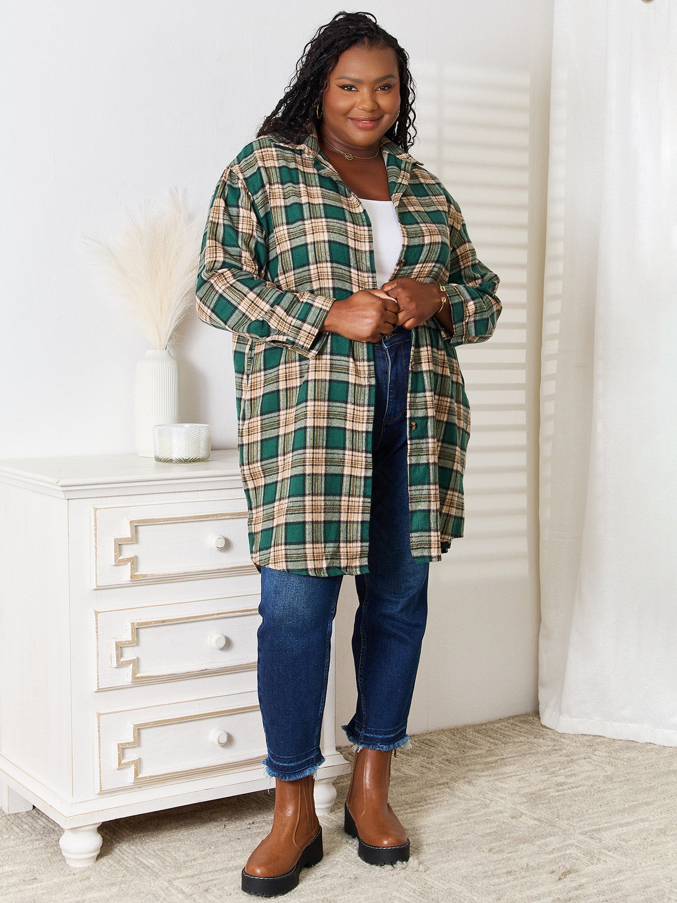 Women's apparel – product view 7