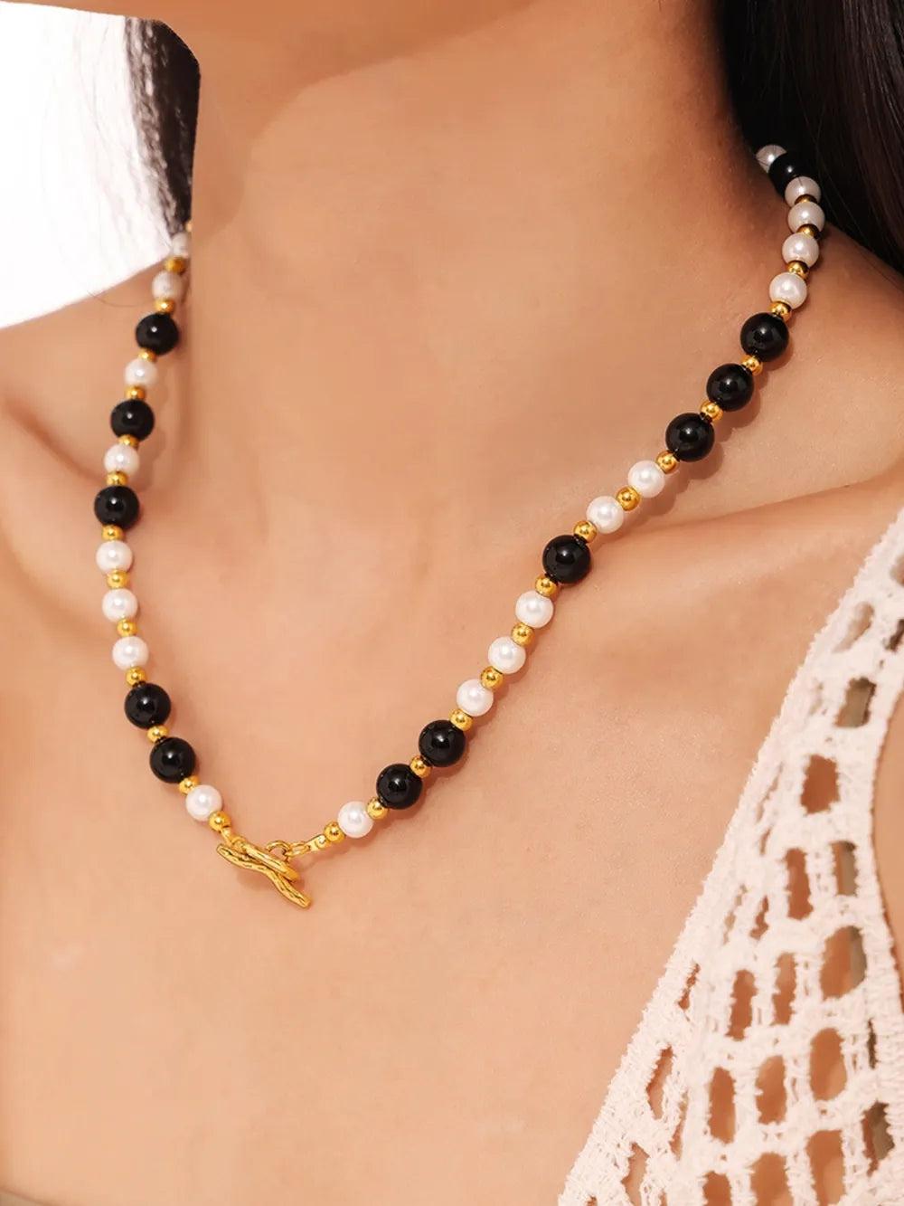 Trendsi Stainless Steel Agate Shell Bead Necklace -