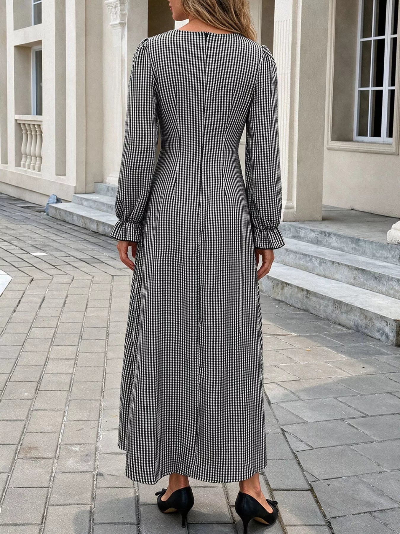Trendsi Gingham Lace-Trim V-Neck Long Sleeve A-Line Maxi Dress -