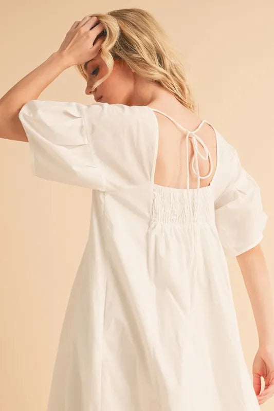 Women's apparel – product view 12