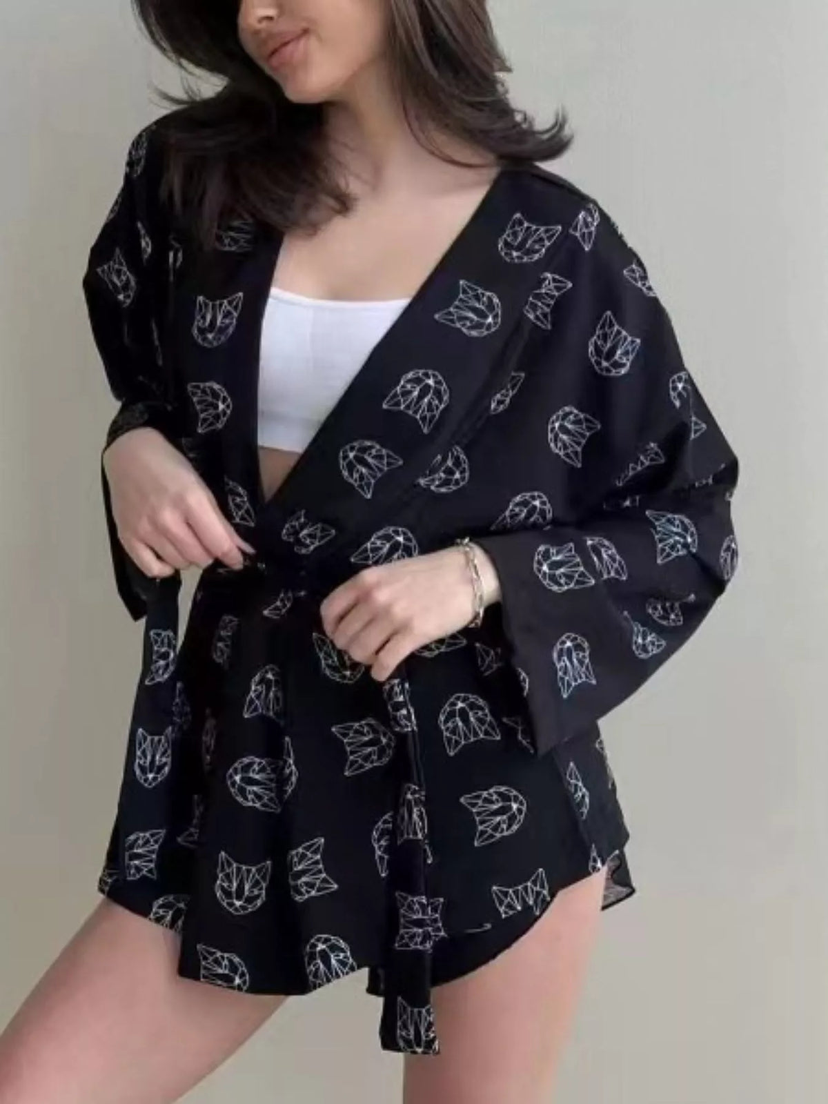 Printed cardigan and shorts set, black cat-print belted front