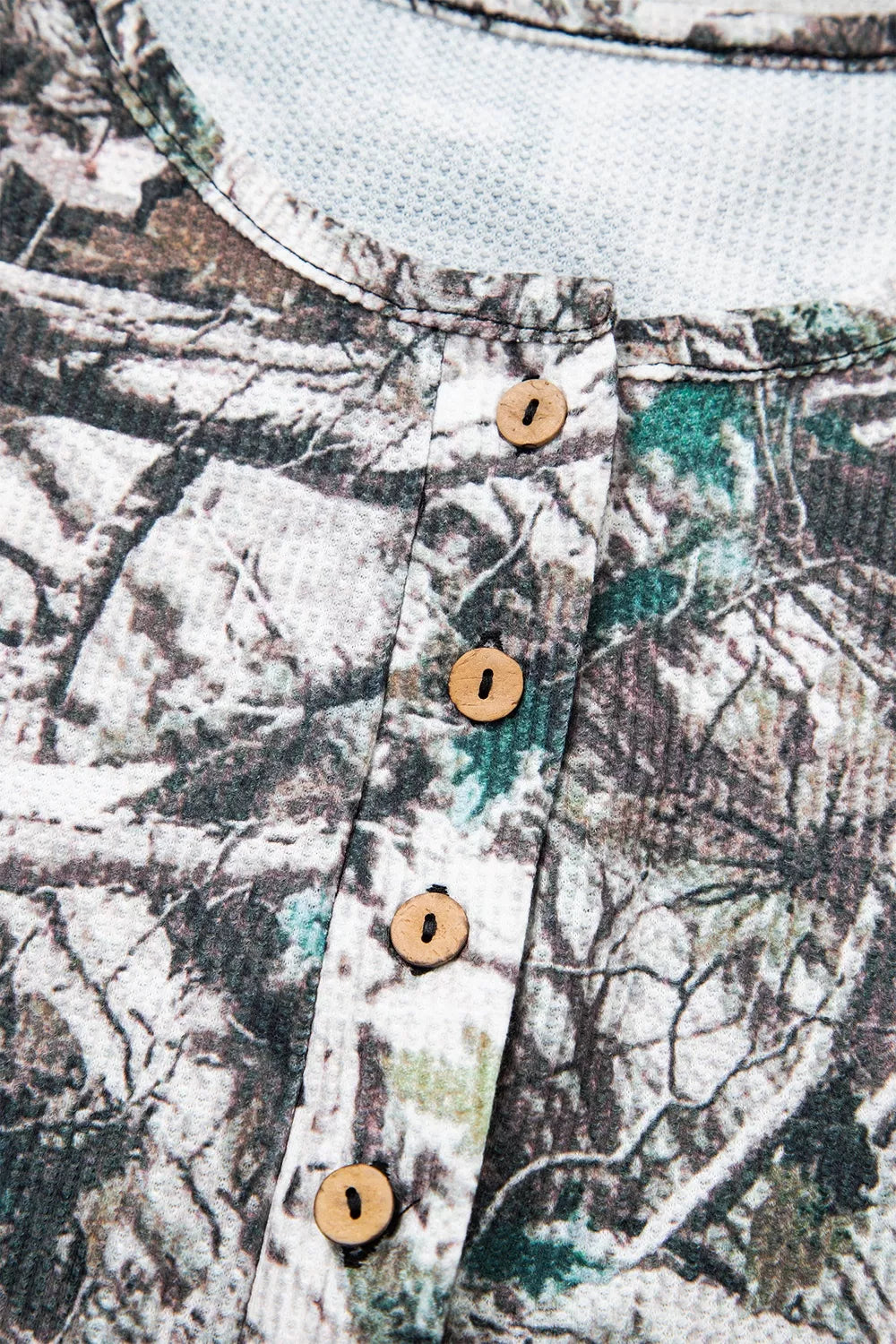 Women's camo long sleeve top and elastic-waist shorts two-piece set