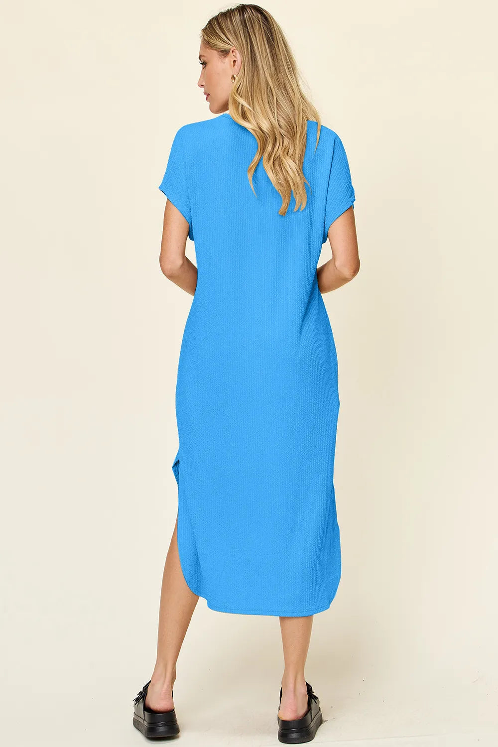 Women's apparel – product view 3