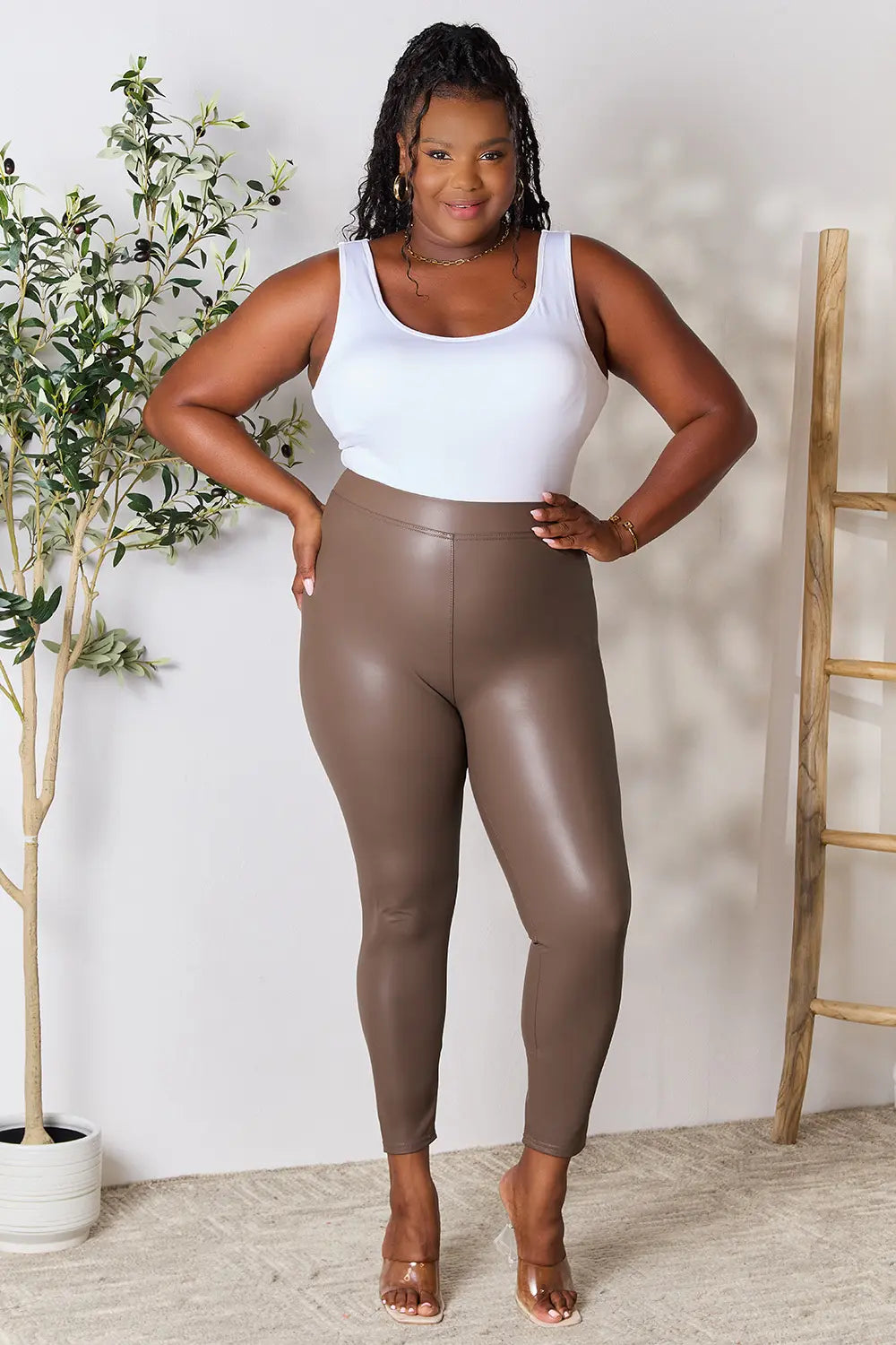 Women's pants – product view 8