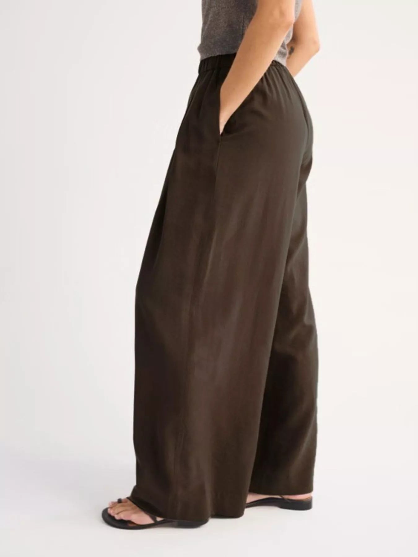 Trendsi Elastic Waist Relaxed Fit Pants -