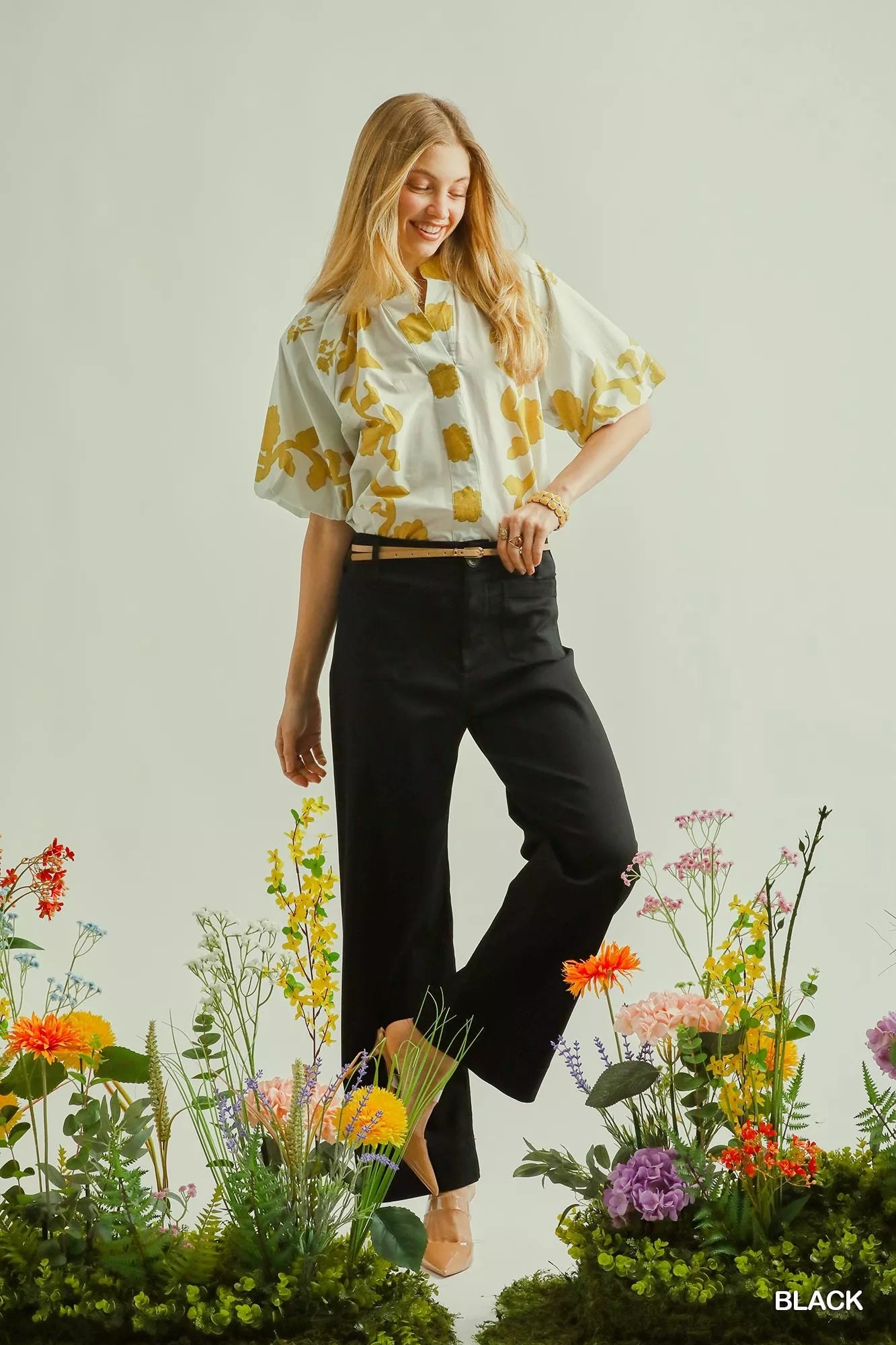Women's pants – product view 1