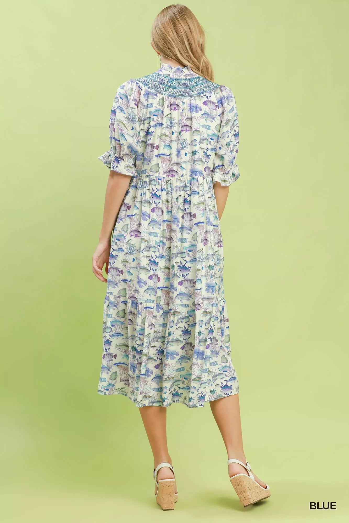 Women's apparel – product view 3