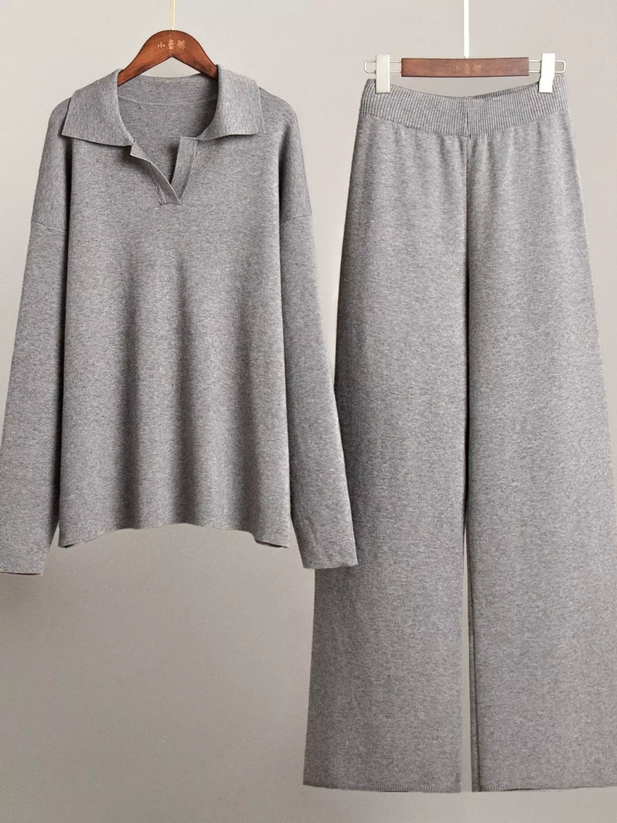 Polo top and pants set, gray hanging set