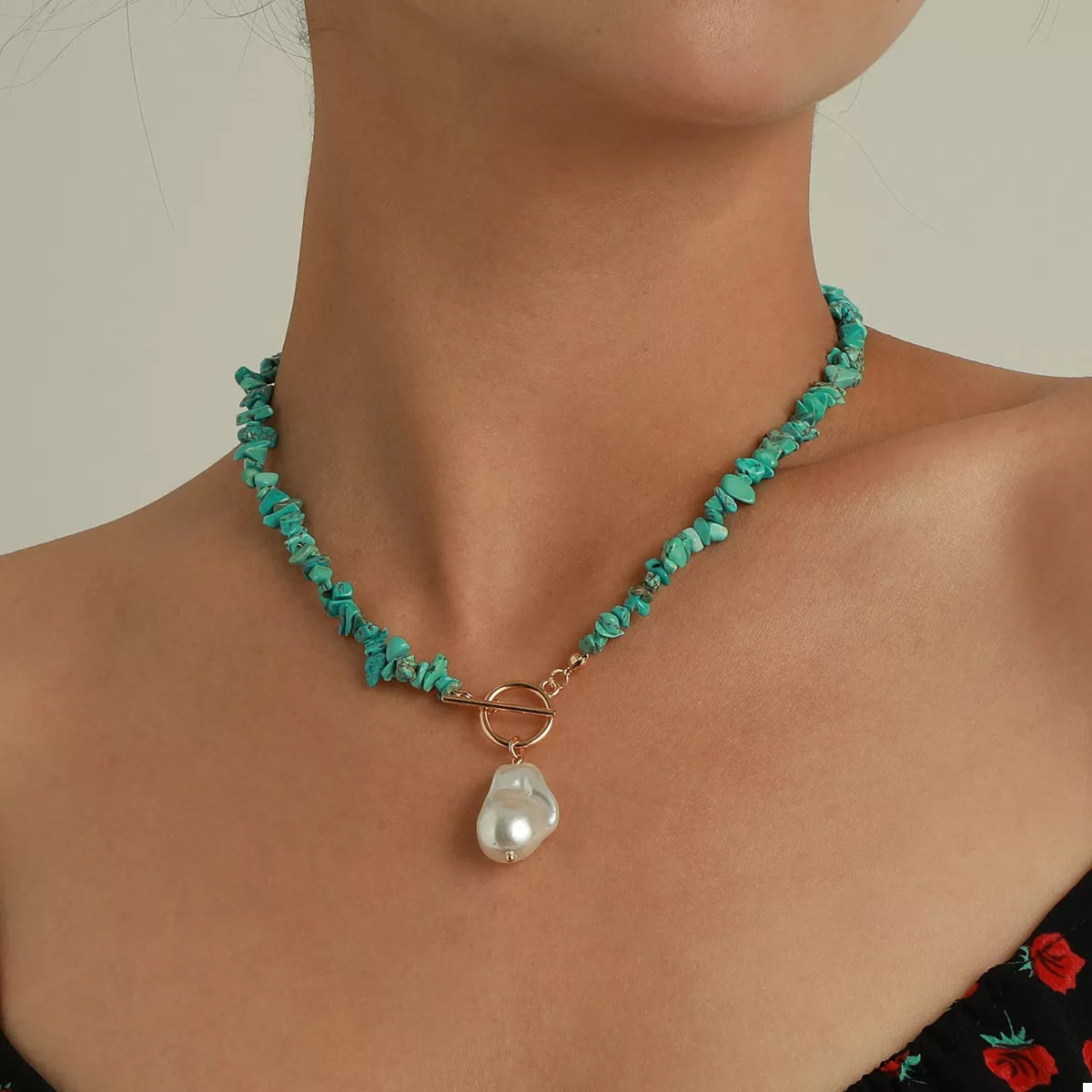 Trendsi Turquoise Irregular Pearl Necklace -