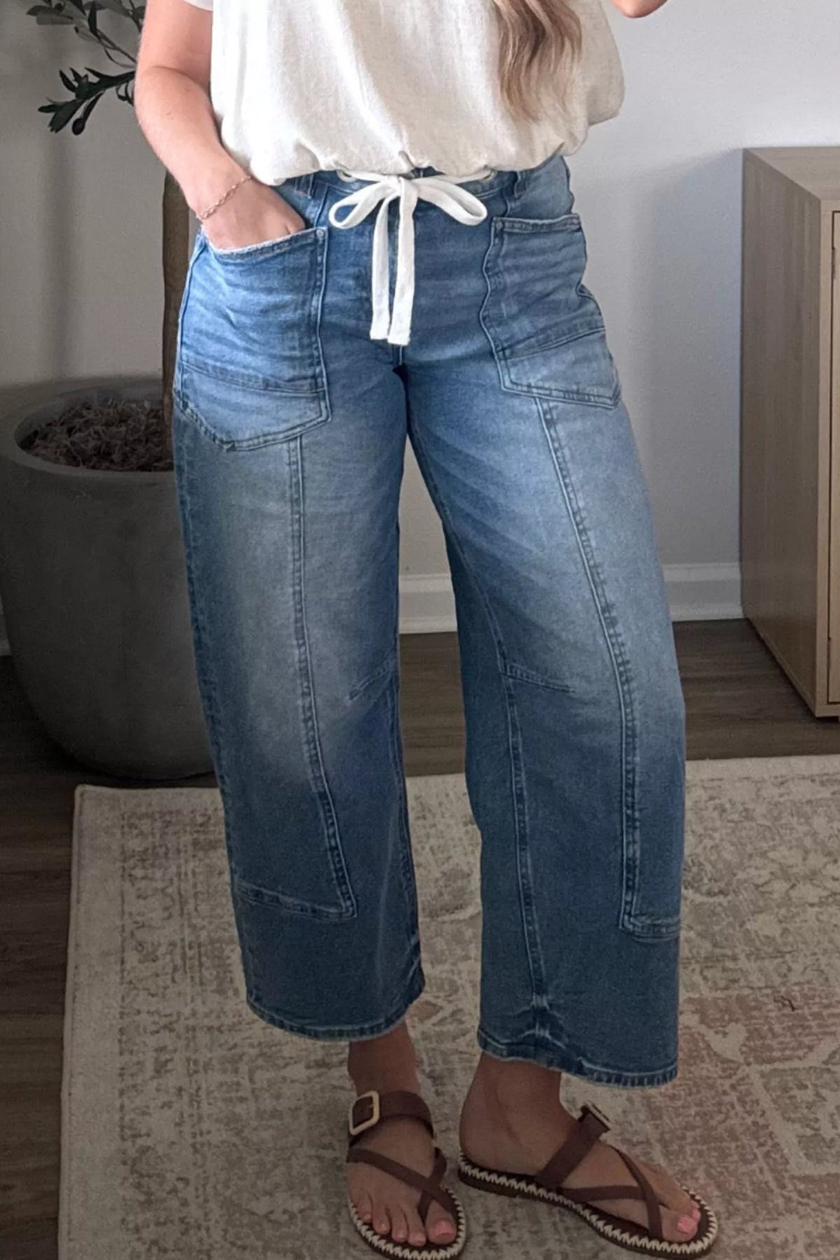 Patchwork grommet tie-waist ankle-length jeans