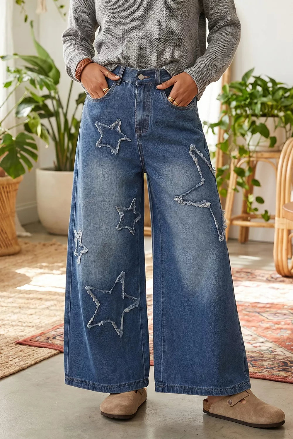 Trendsi Star Decorated Wide Leg Jeans -
